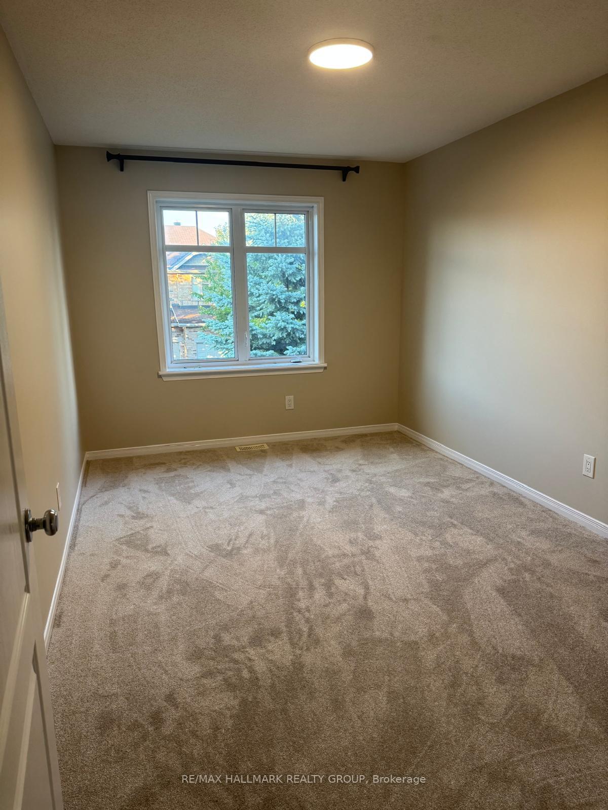 Photo 17 of 248 Badgeley Avenue, Ottawa, Kanata - Kanata Lakes/Heritage Hills — HOMEH