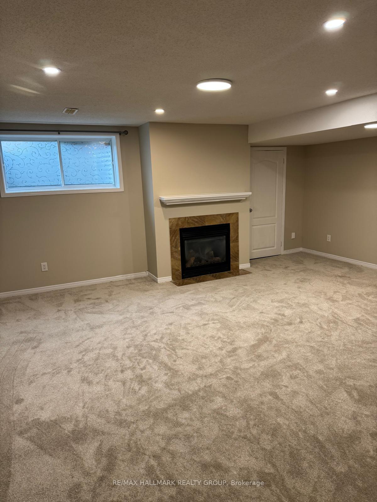 Photo 19 of 248 Badgeley Avenue, Ottawa, Kanata - Kanata Lakes/Heritage Hills — HOMEH