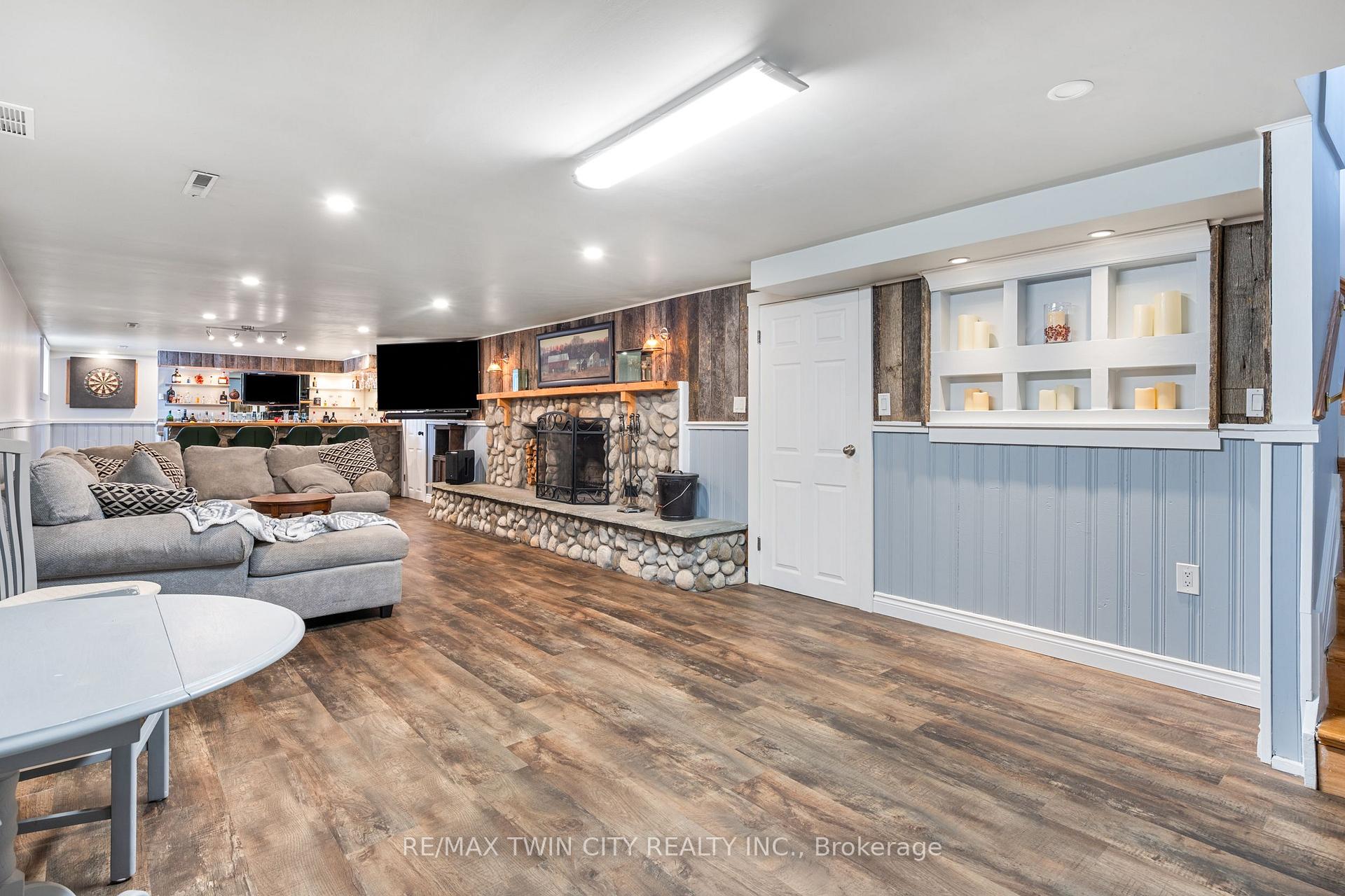 Photo 21 of 30 Rosehill Avenue, Brant, Brantford Twp — HOMEH