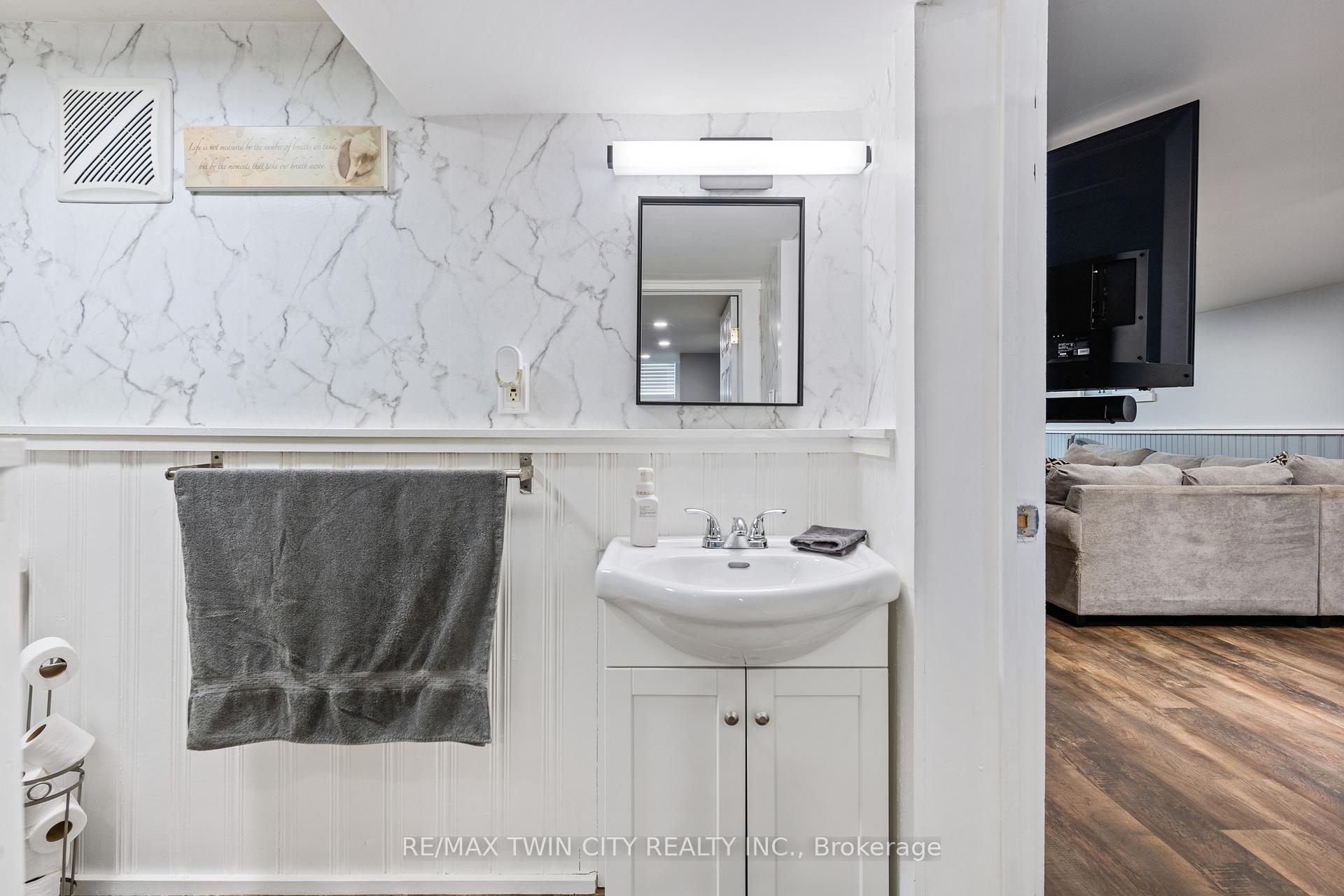 Photo 25 of 30 Rosehill Avenue, Brant, Brantford Twp — HOMEH