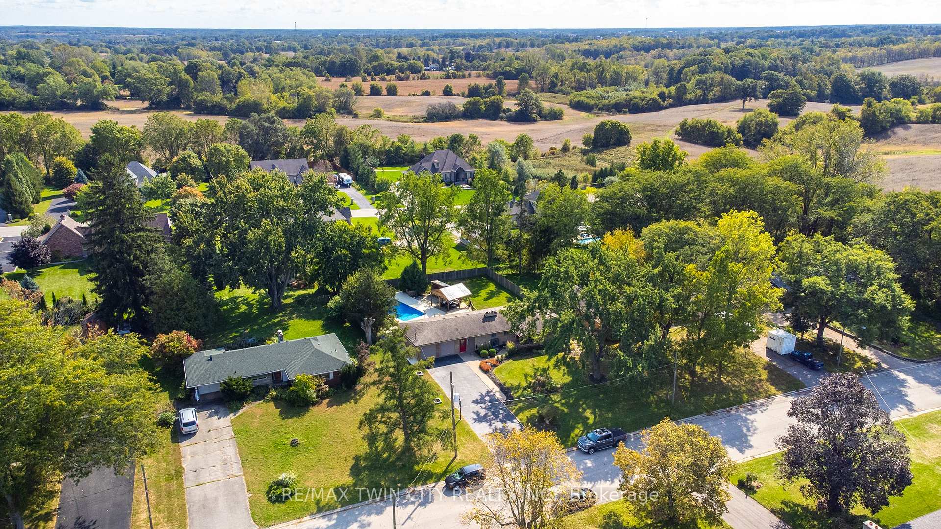 Photo 41 of 30 Rosehill Avenue, Brant, Brantford Twp — HOMEH
