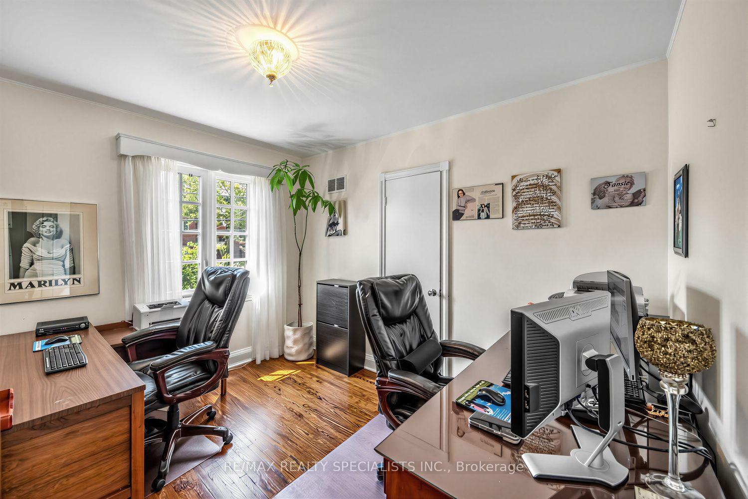 Photo 20 of 1211 Royal York Road, Etobicoke, Edenbridge-Humber Valley — HOMEH
