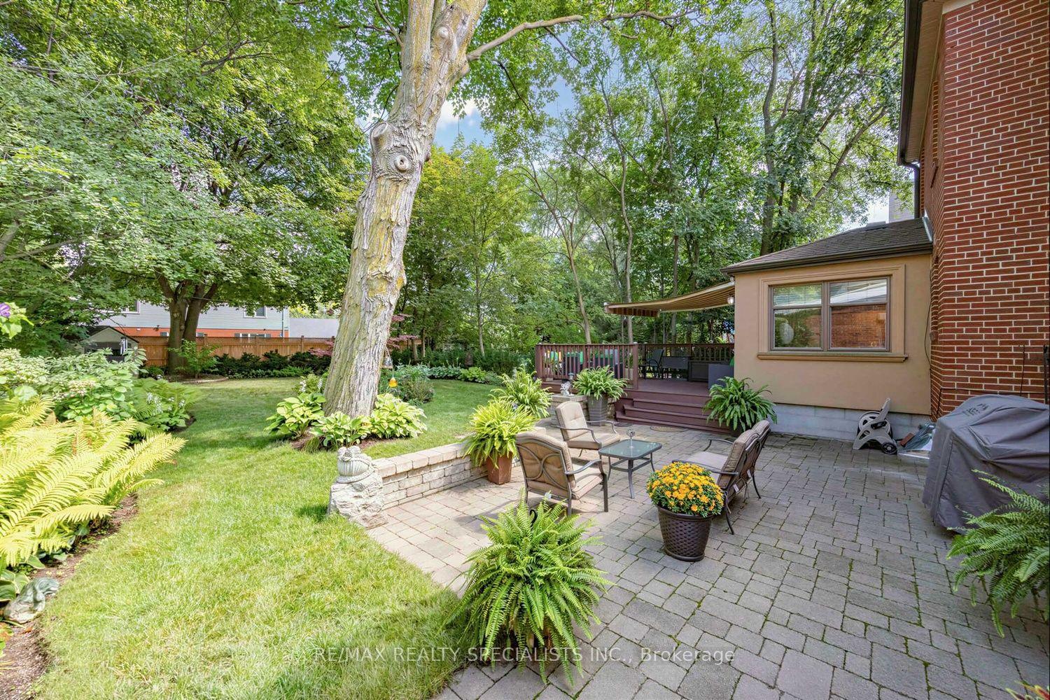 Photo 34 of 1211 Royal York Road, Etobicoke, Edenbridge-Humber Valley — HOMEH