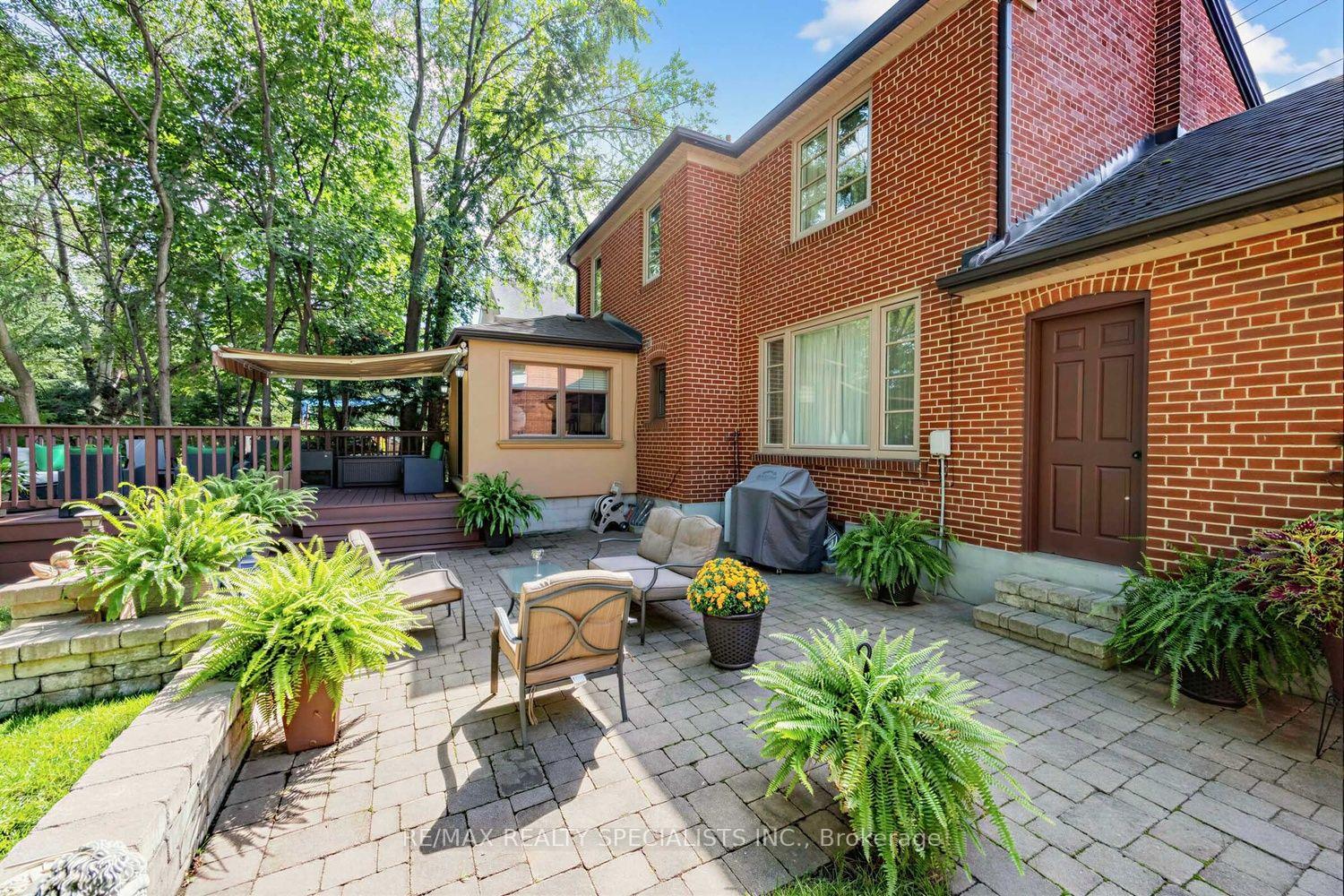 Photo 35 of 1211 Royal York Road, Etobicoke, Edenbridge-Humber Valley — HOMEH