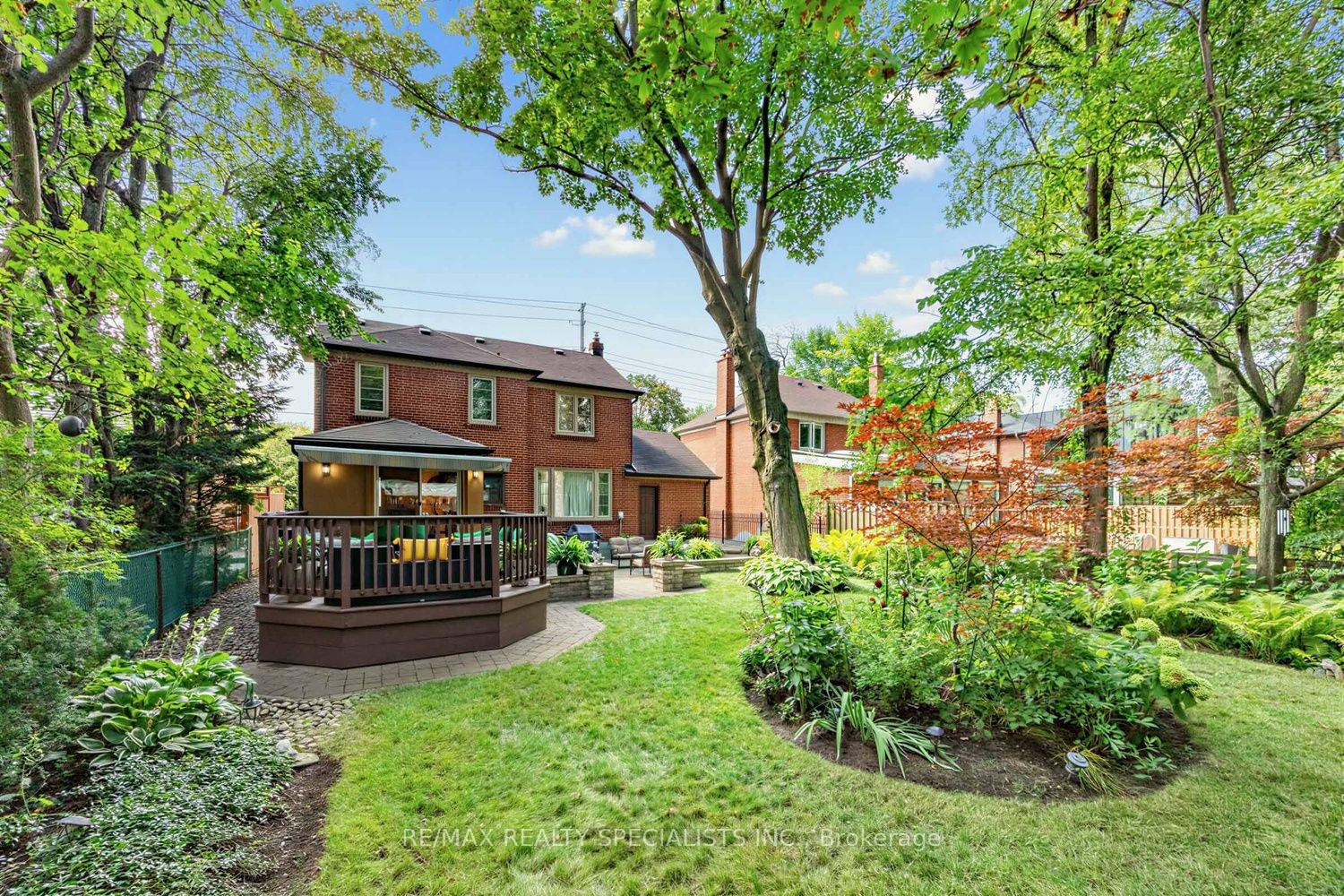 Photo 38 of 1211 Royal York Road, Etobicoke, Edenbridge-Humber Valley — HOMEH
