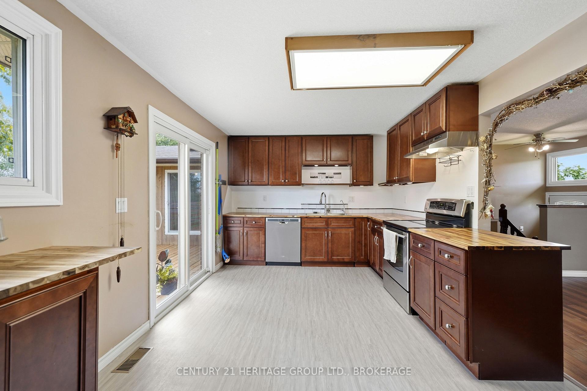 Photo 8 of 278 Lester Road, Quinte West, Sidney Ward — HOMEH