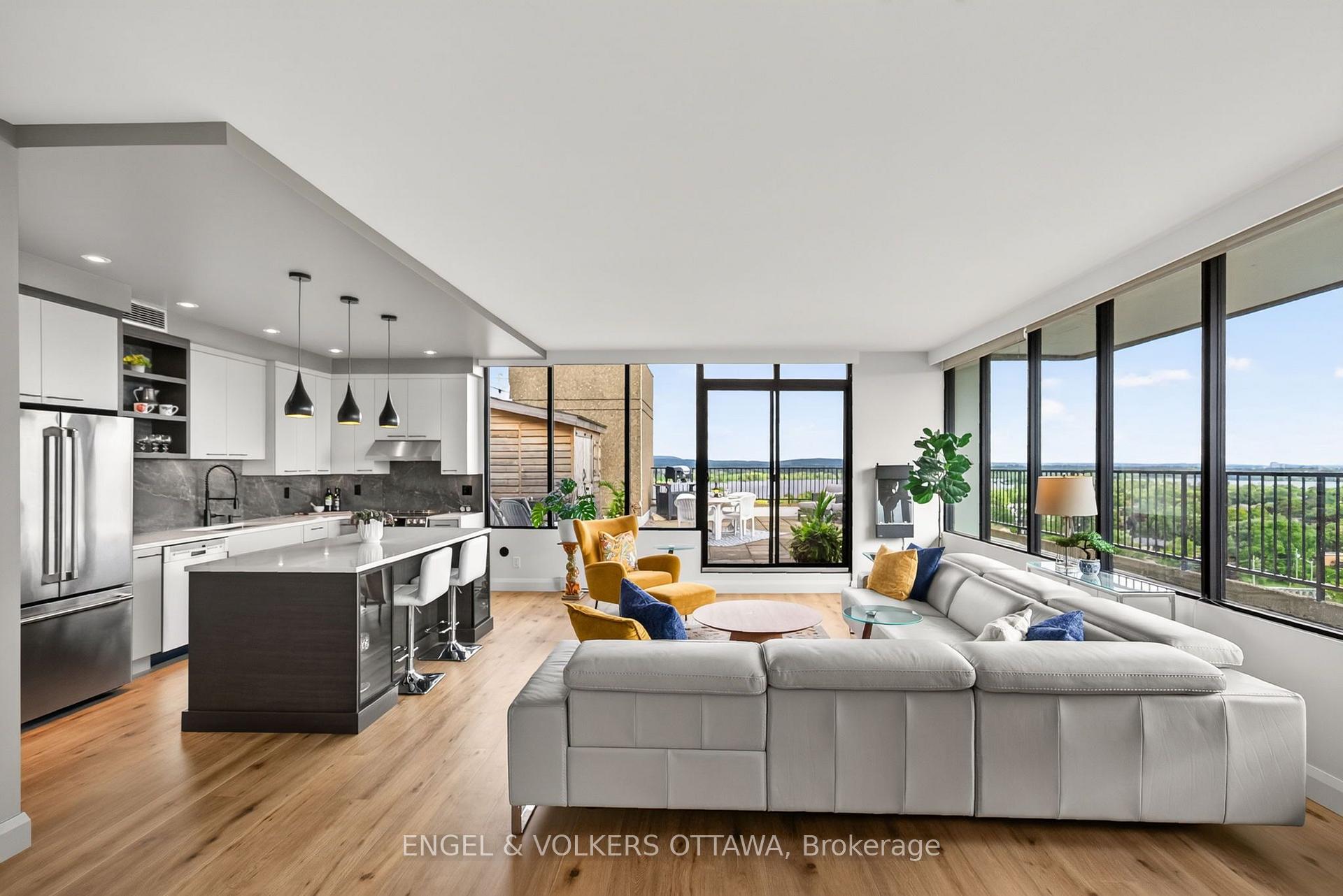 Photo 3 of Unit EX2, 370 Dominion Avenue, Ottawa, Westboro West — HOMEH