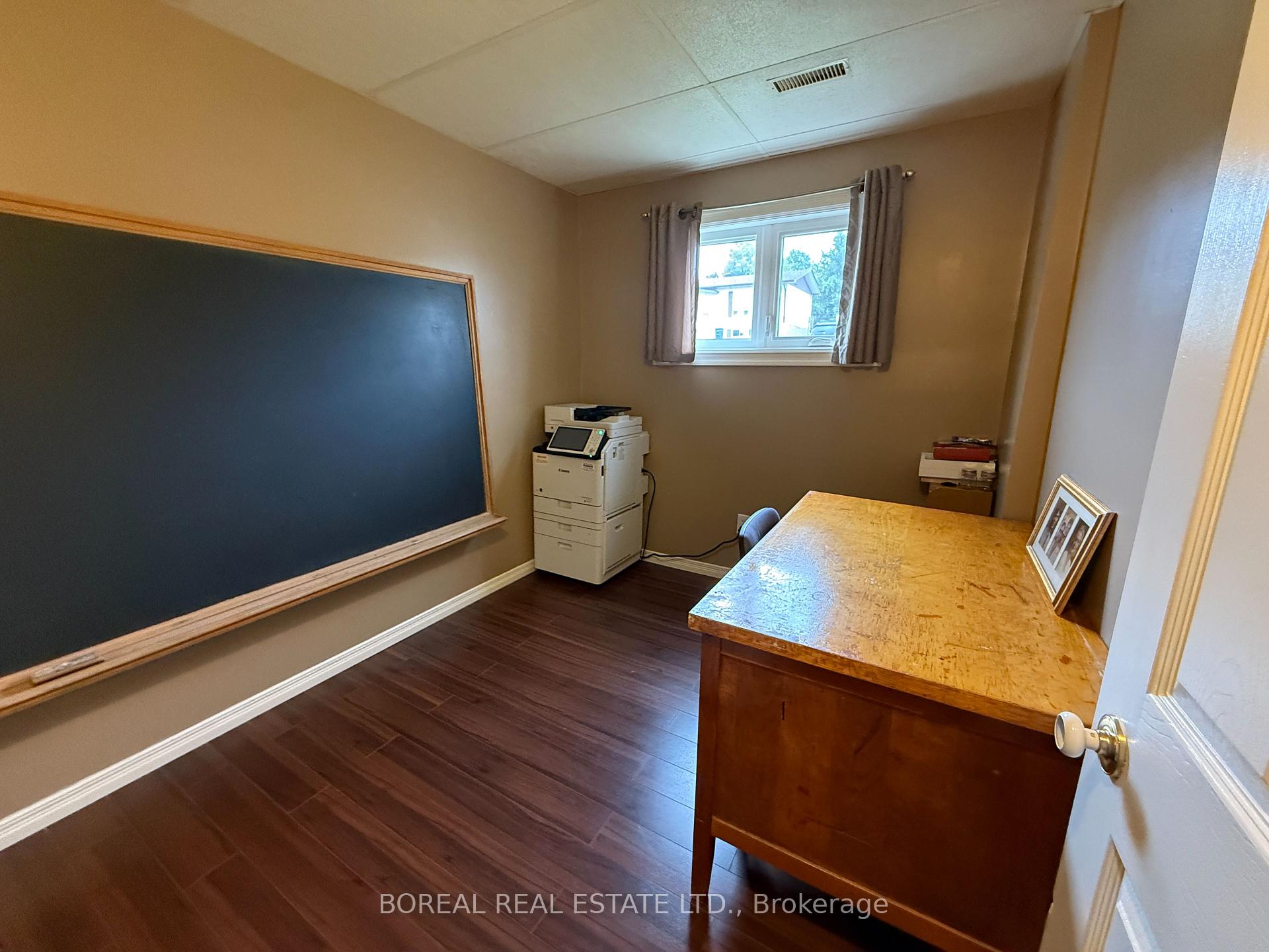 Photo 37 of 30 Eighteenth Avenue, Cochrane — HOMEH