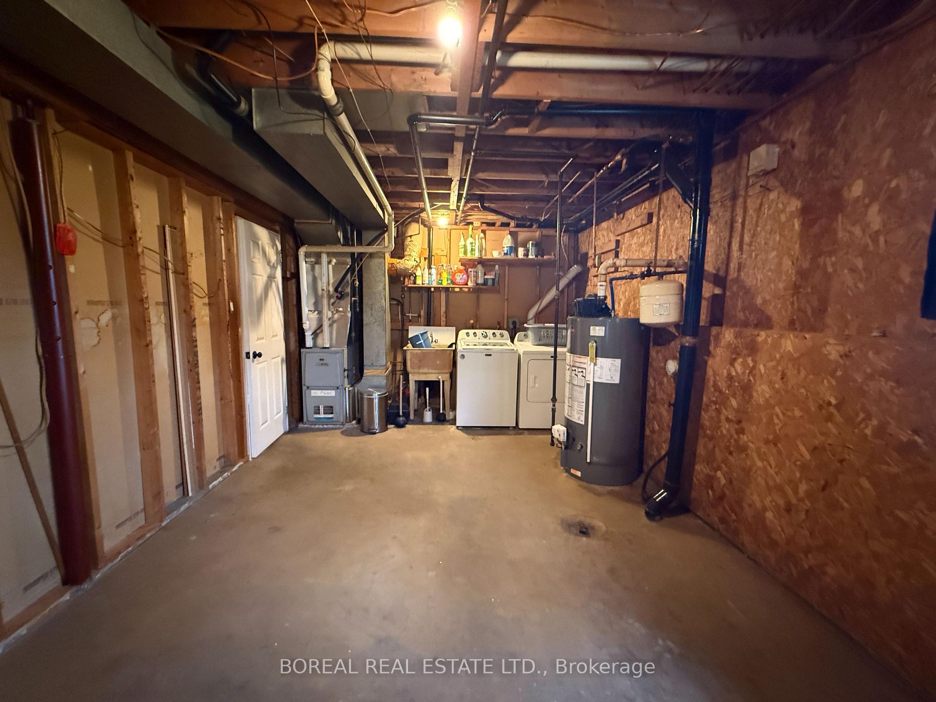 Photo 41 of 30 Eighteenth Avenue, Cochrane — HOMEH