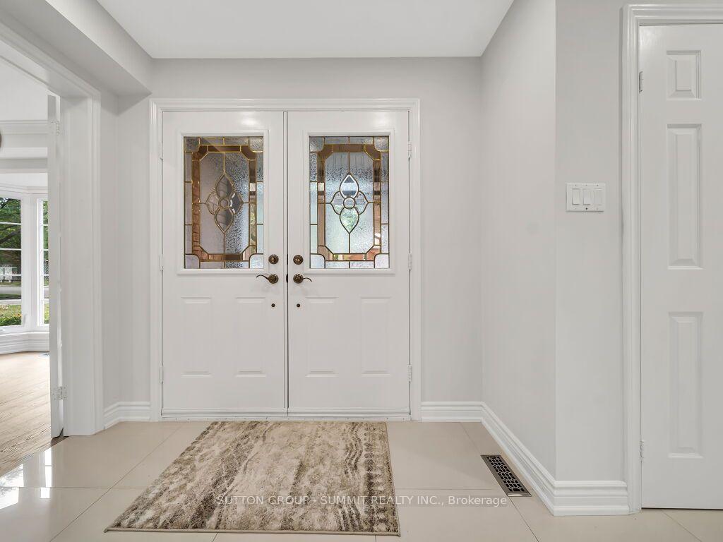 Photo 5 of 7 Winding Court, Scarborough, Highland Creek — HOMEH