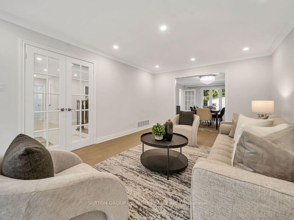 Photo 12 of 7 Winding Court, Scarborough, Highland Creek — HOMEH
