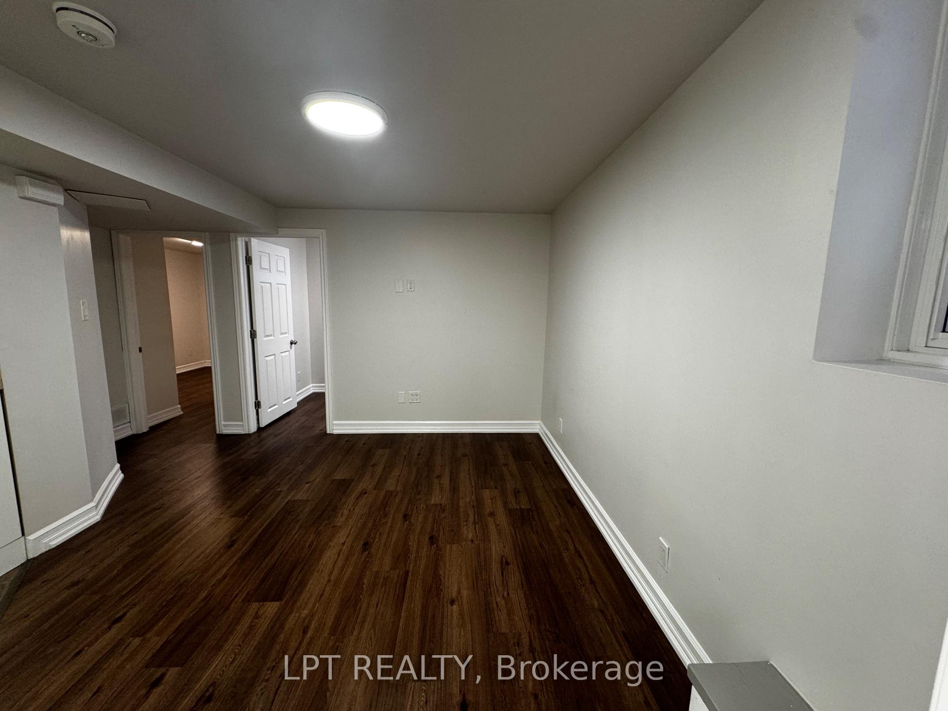 Photo 7 of 17 Alabaster Drive, Brampton, Brampton North — HOMEH