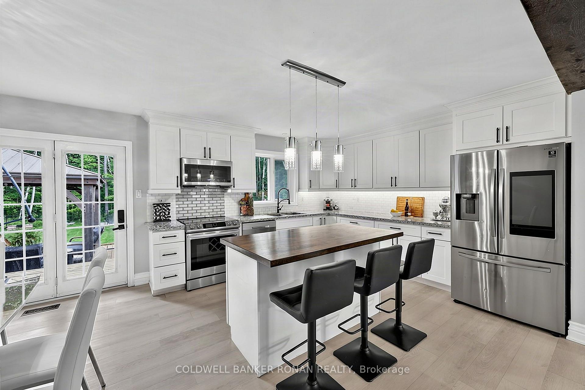 Photo 7 of 57 Pine Park Boulevard, Adjala-Tosorontio, Everett — HOMEH