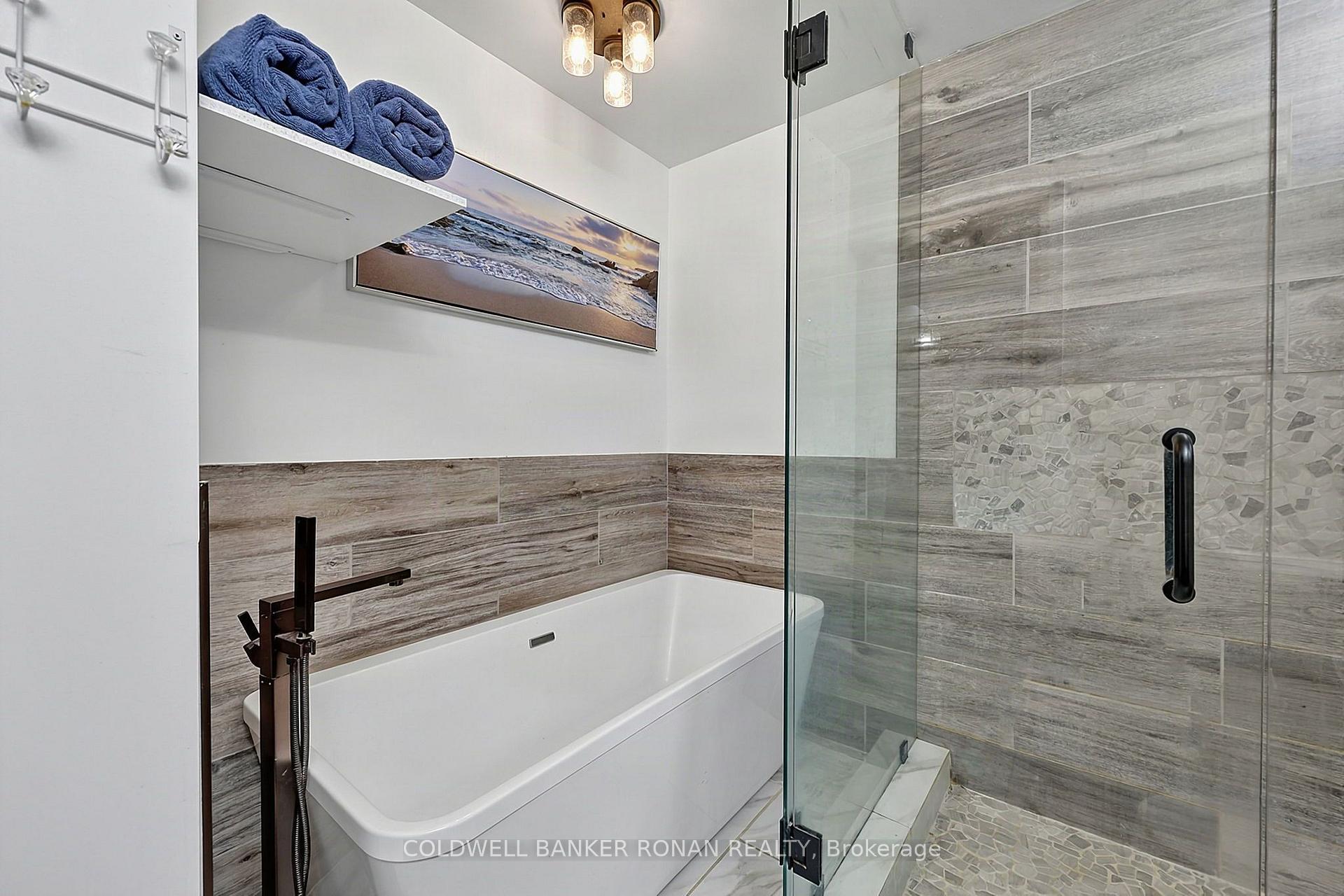 Photo 19 of 57 Pine Park Boulevard, Adjala-Tosorontio, Everett — HOMEH
