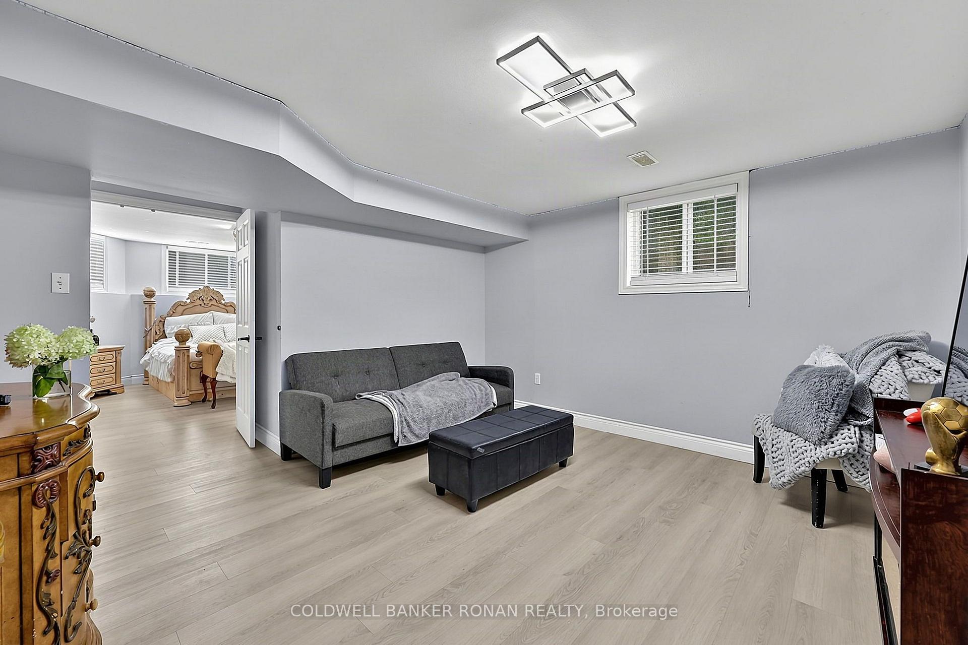 Photo 26 of 57 Pine Park Boulevard, Adjala-Tosorontio, Everett — HOMEH