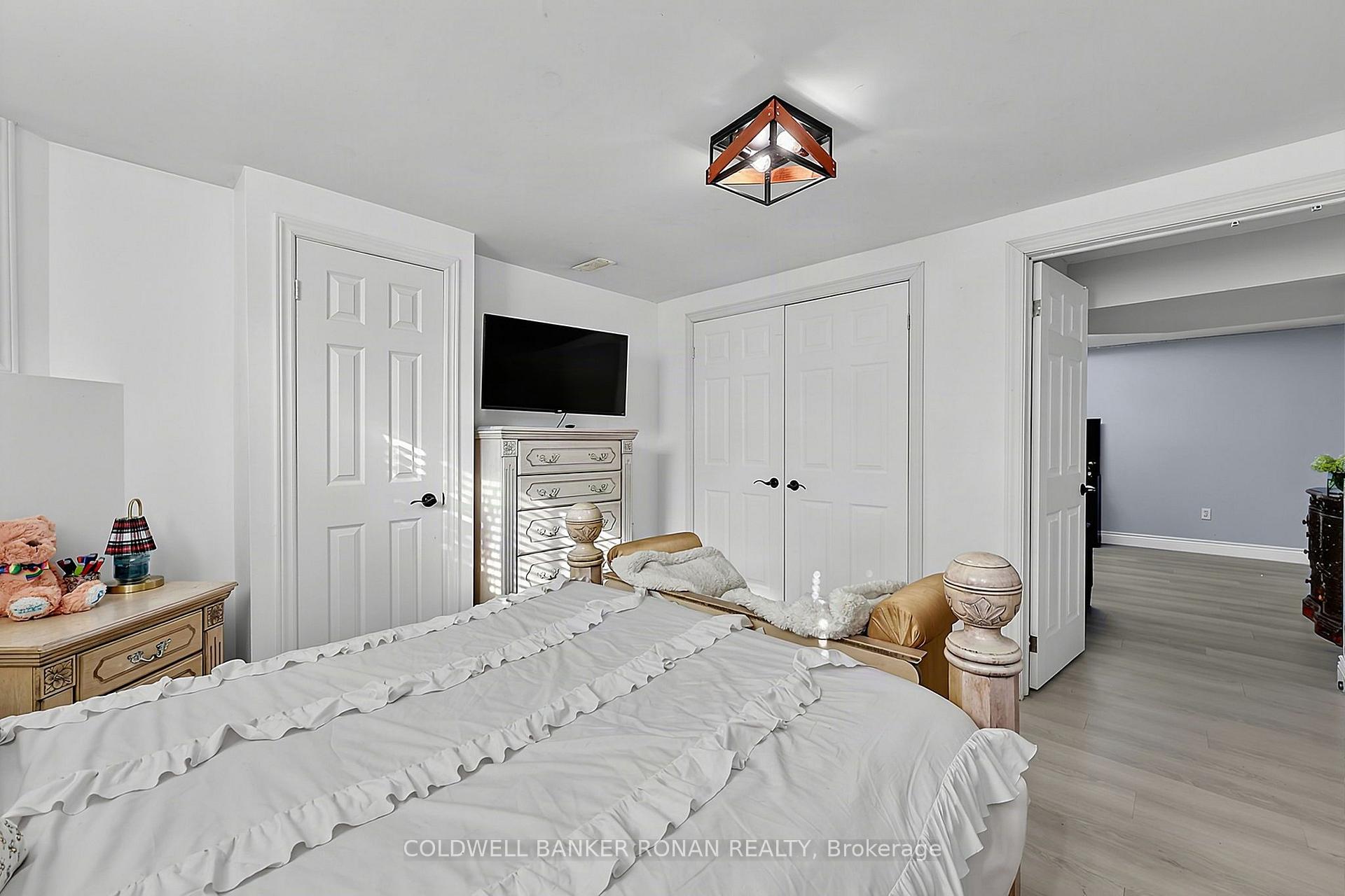 Photo 29 of 57 Pine Park Boulevard, Adjala-Tosorontio, Everett — HOMEH