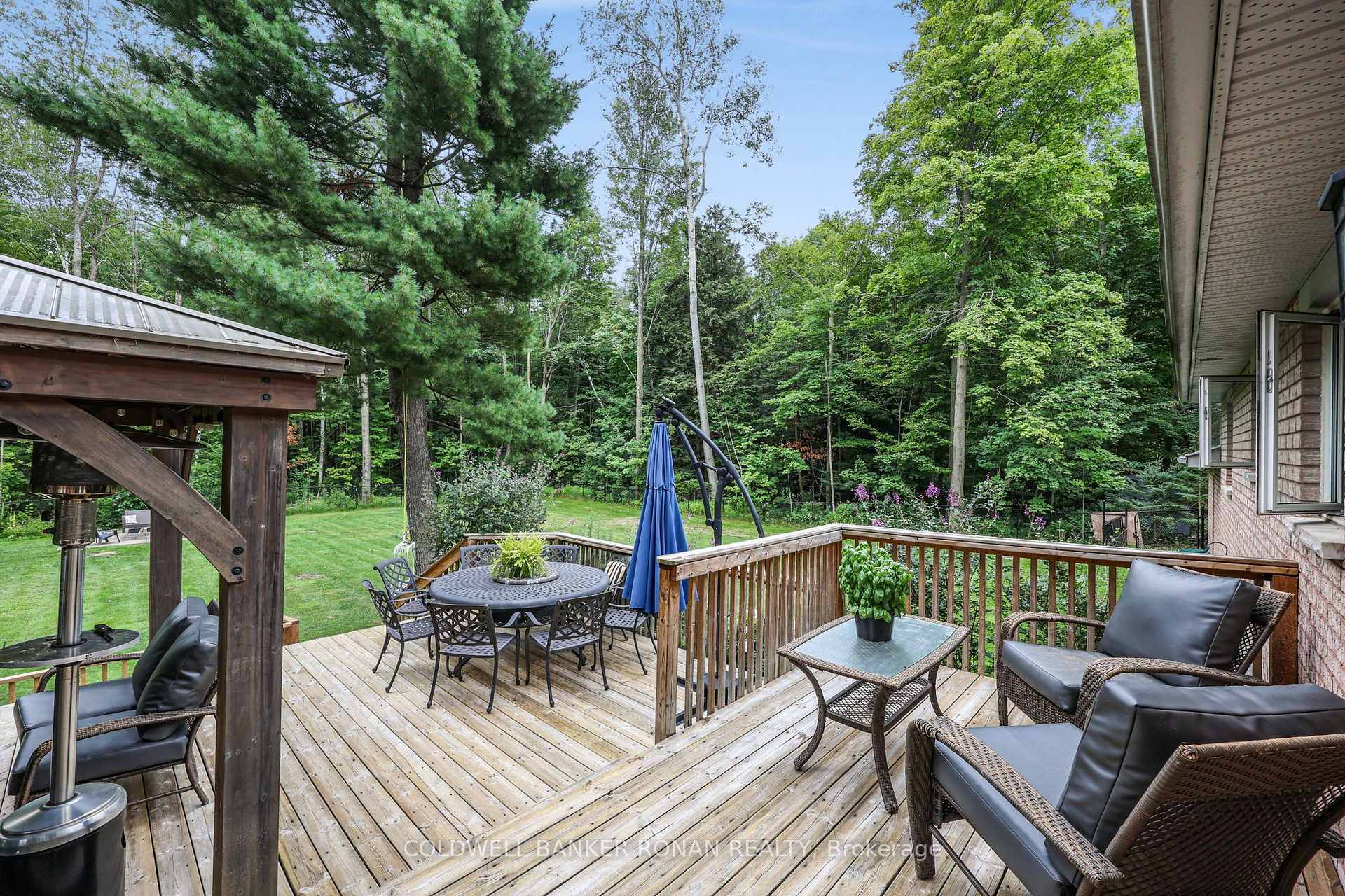 Photo 36 of 57 Pine Park Boulevard, Adjala-Tosorontio, Everett — HOMEH