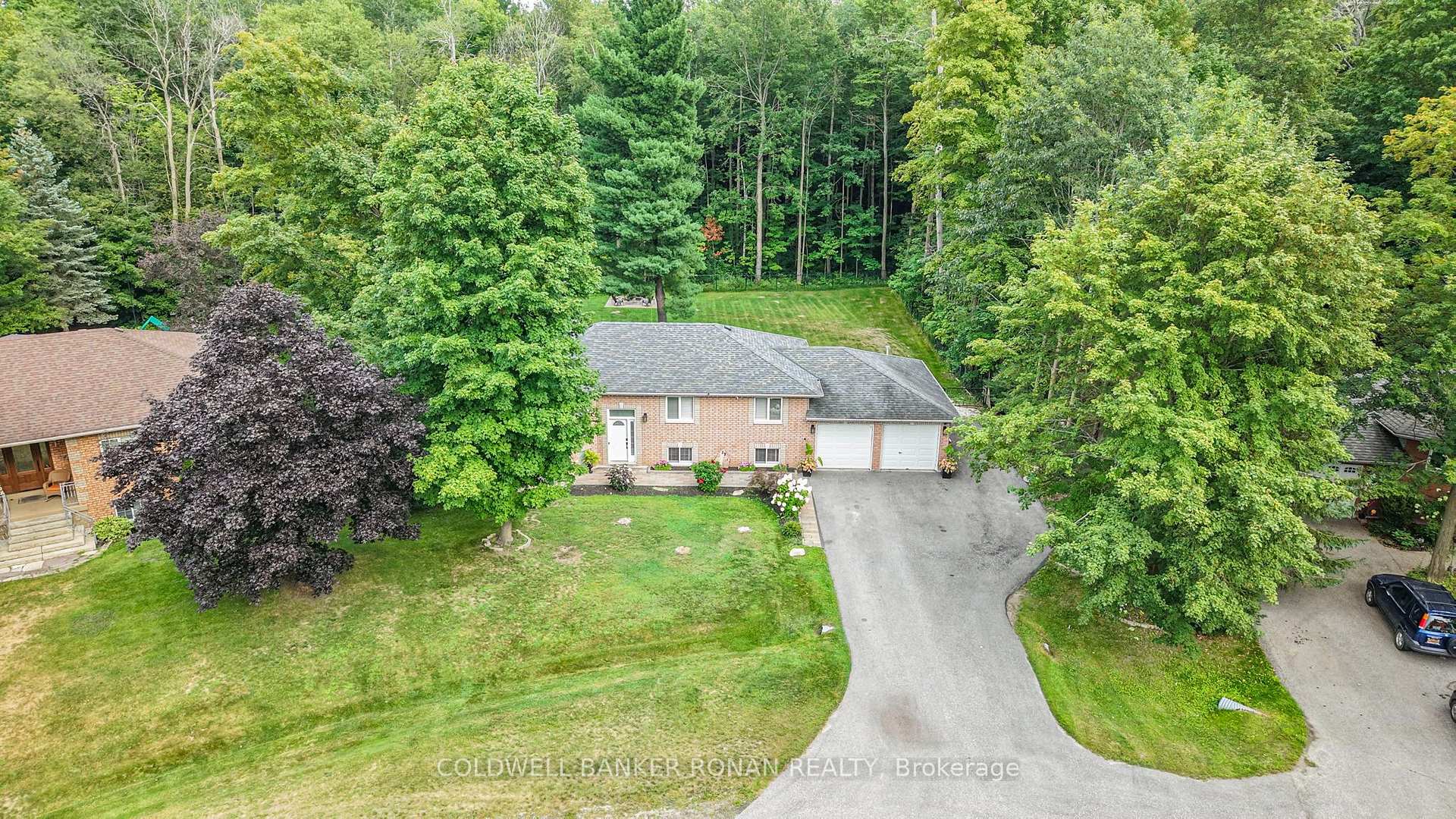 Photo 46 of 57 Pine Park Boulevard, Adjala-Tosorontio, Everett — HOMEH