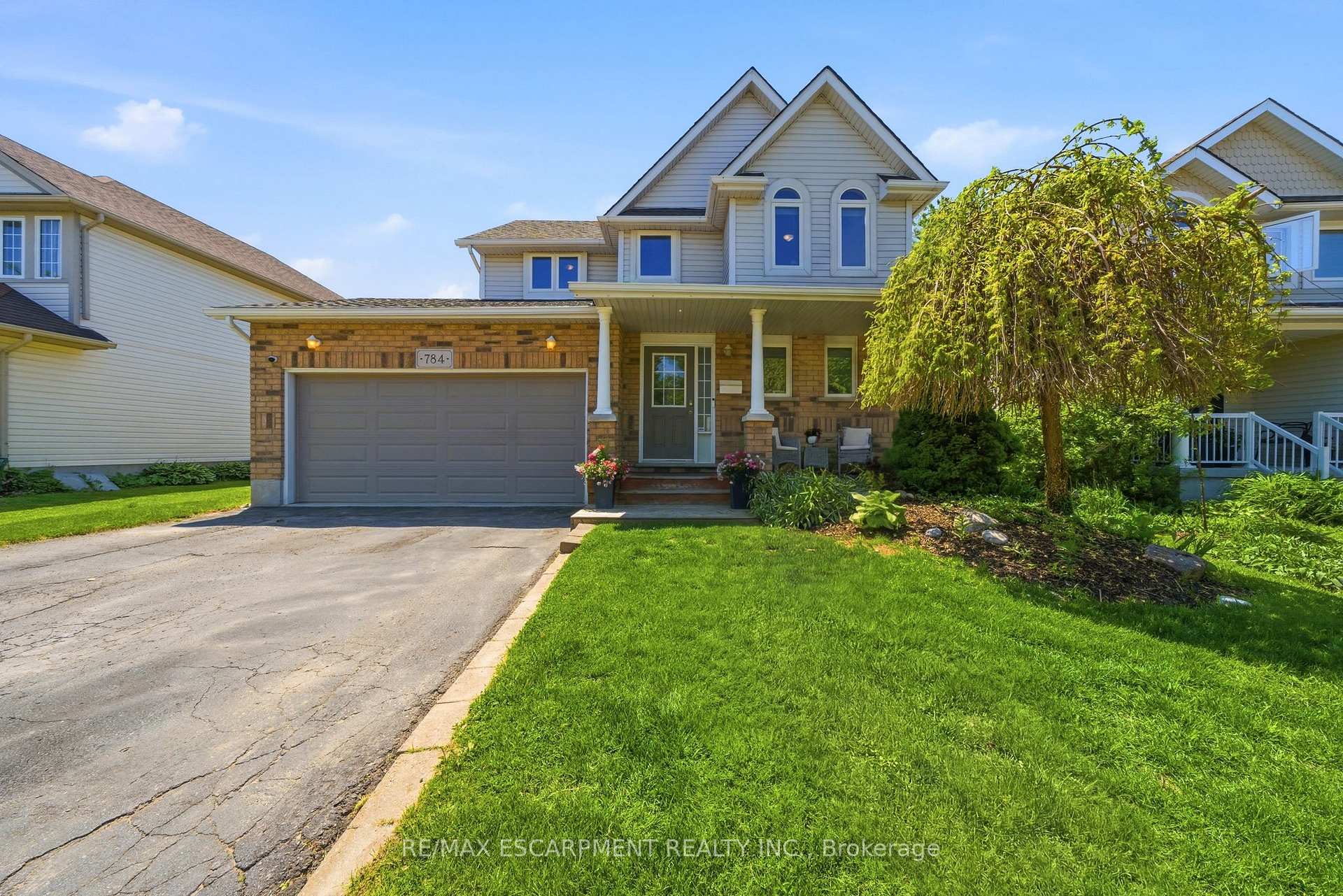 Photo 1 of 784 Butternut Avenue, Waterloo, Clair Hills — HOMEH