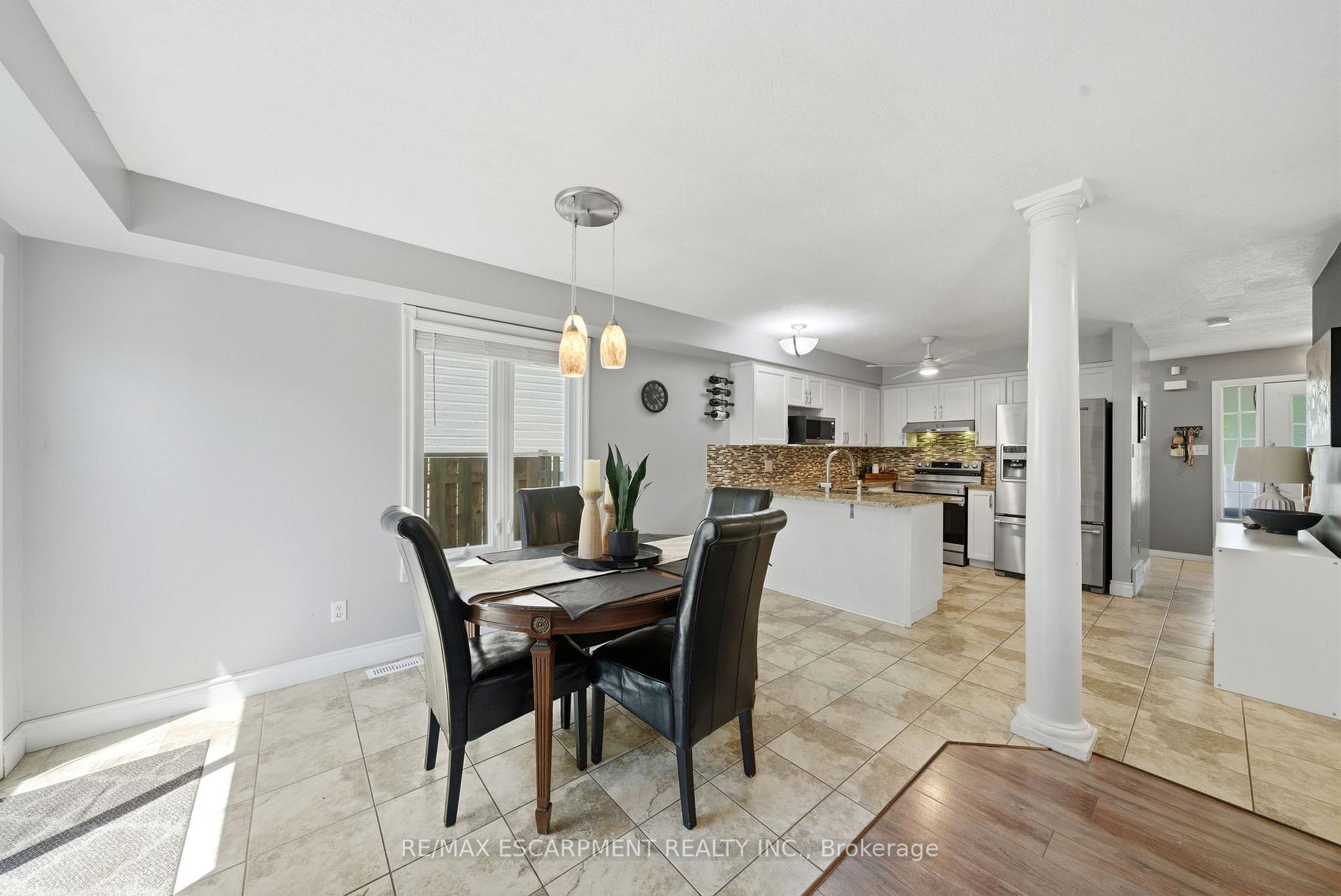 Photo 13 of 784 Butternut Avenue, Waterloo, Clair Hills — HOMEH