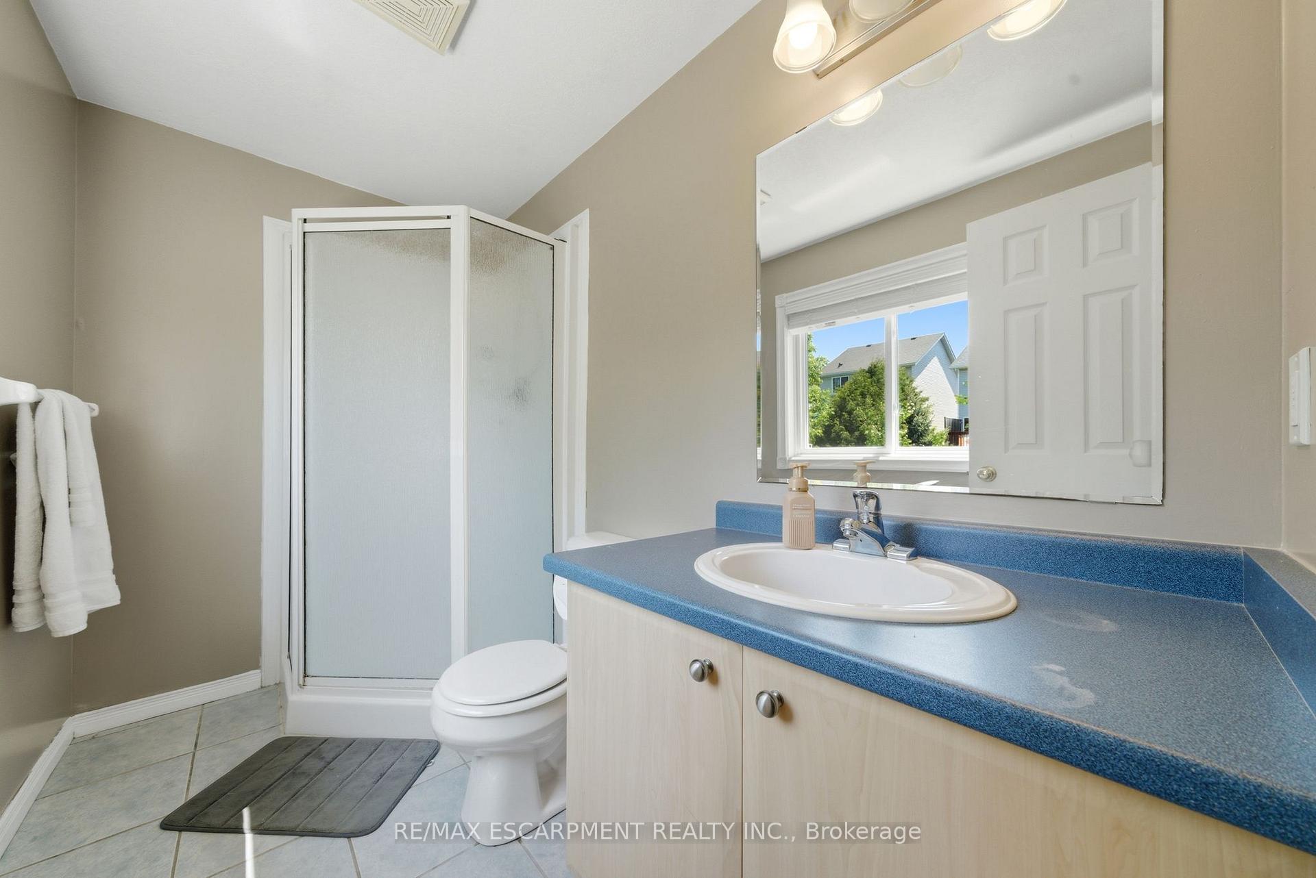 Photo 19 of 784 Butternut Avenue, Waterloo, Clair Hills — HOMEH