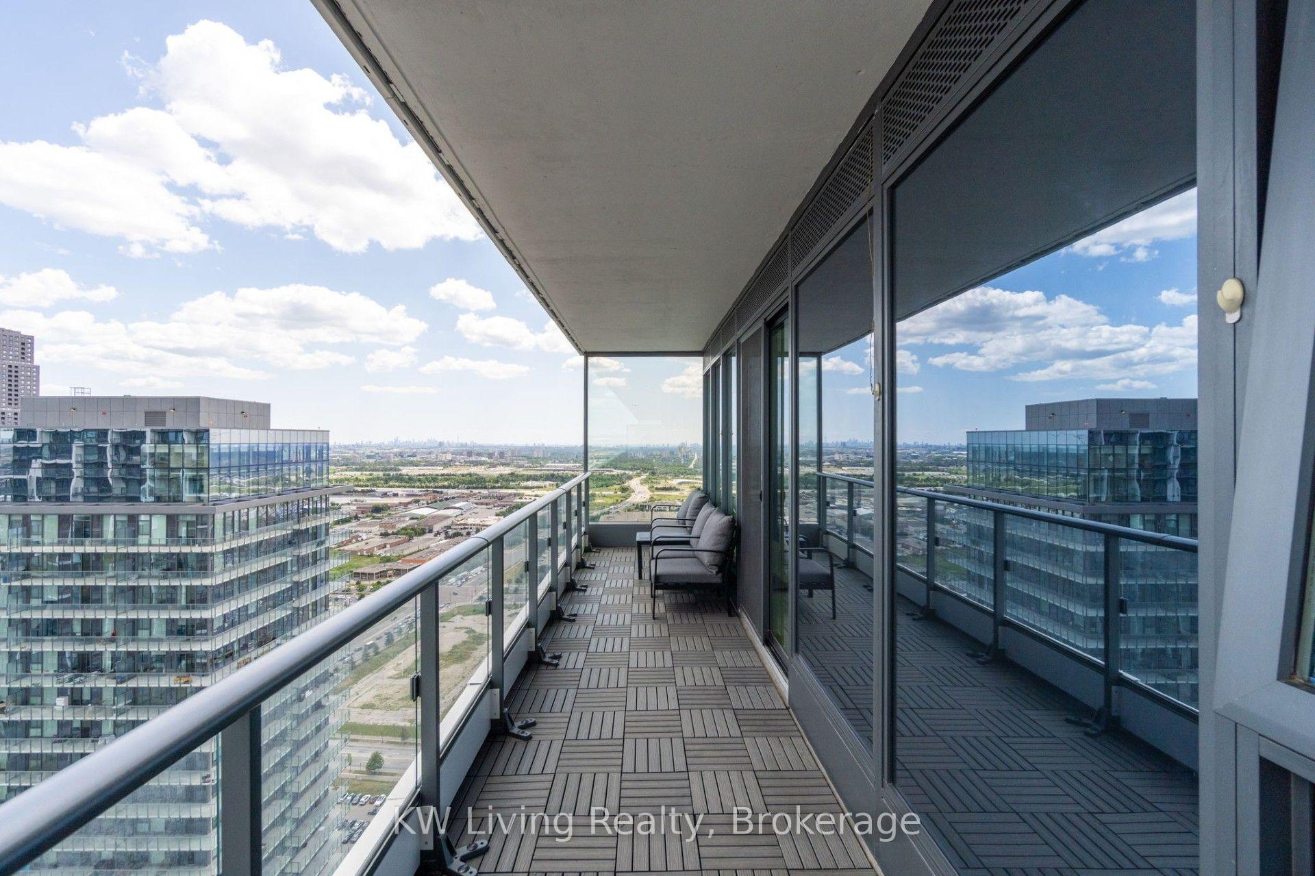 Photo 10 of Unit 4306, 950 Portage Parkway, Vaughan, Vaughan Corporate Centre — HOMEH