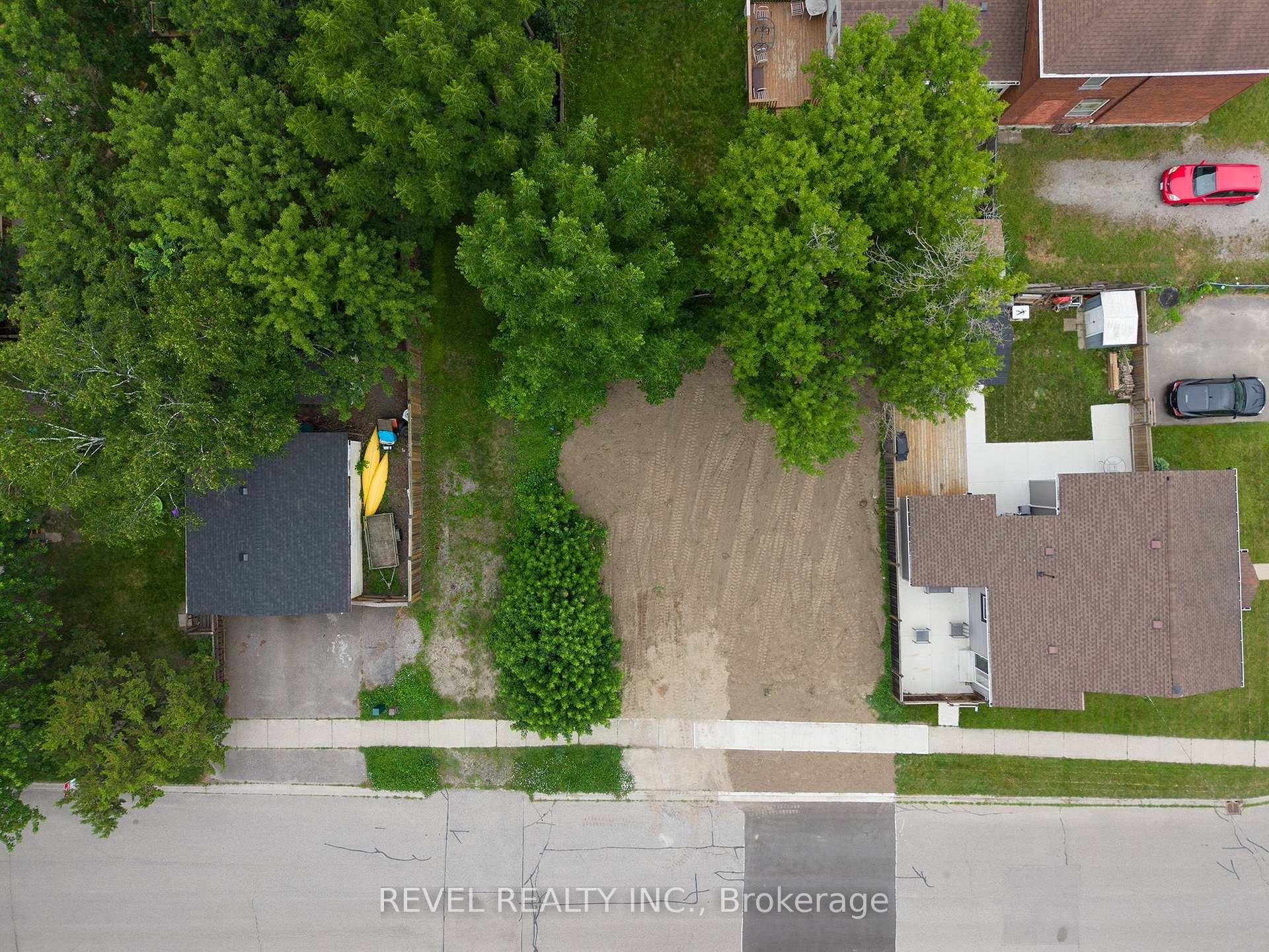 Photo 7 of 145 Catharine Avenue, Brantford, Old West Brant — HOMEH