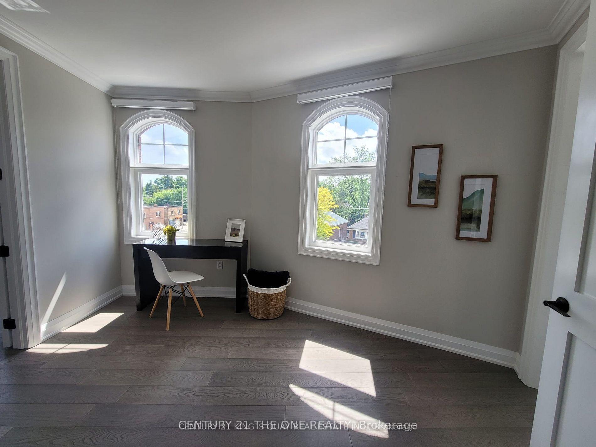 Photo 13 of 323 Sutherland Drive, Toronto, Leaside — HOMEH
