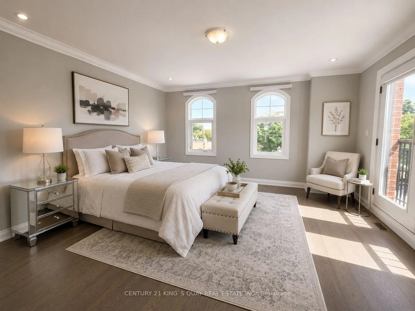Photo 12 of 323 Sutherland Drive, Toronto, Leaside — HOMEH