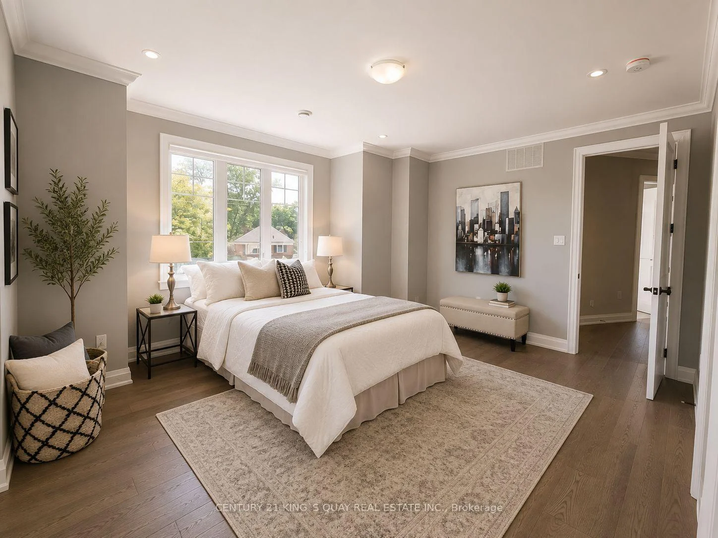 Photo 20 of 323 Sutherland Drive, Toronto, Leaside — HOMEH