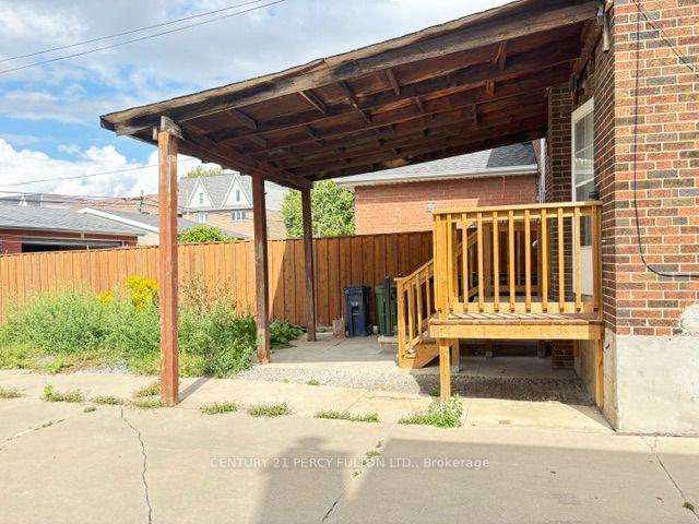 Photo 3 of Unit Main Floor unit, 540 Old Weston Road, Toronto, Weston-Pellam Park — HOMEH