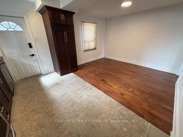 Photo 6 of Unit Main Floor unit, 540 Old Weston Road, Toronto, Weston-Pellam Park — HOMEH
