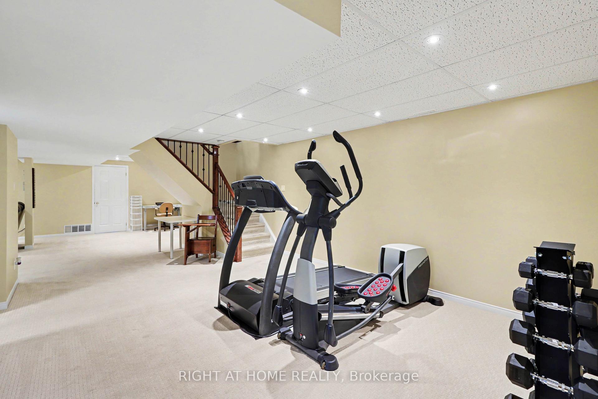 Photo 23 of 1250 Loeper Street, Ottawa, Navan — HOMEH
