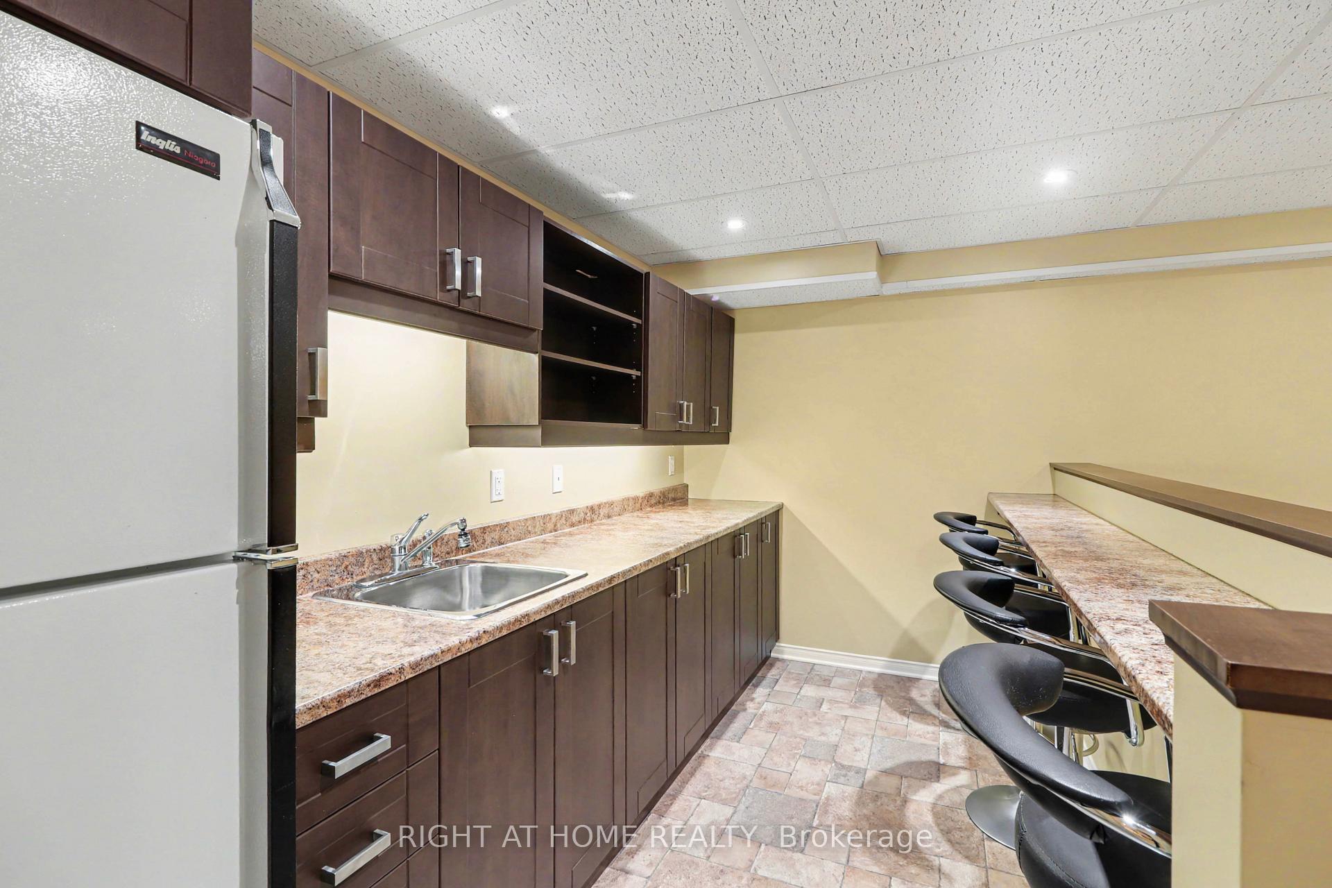 Photo 27 of 1250 Loeper Street, Ottawa, Navan — HOMEH
