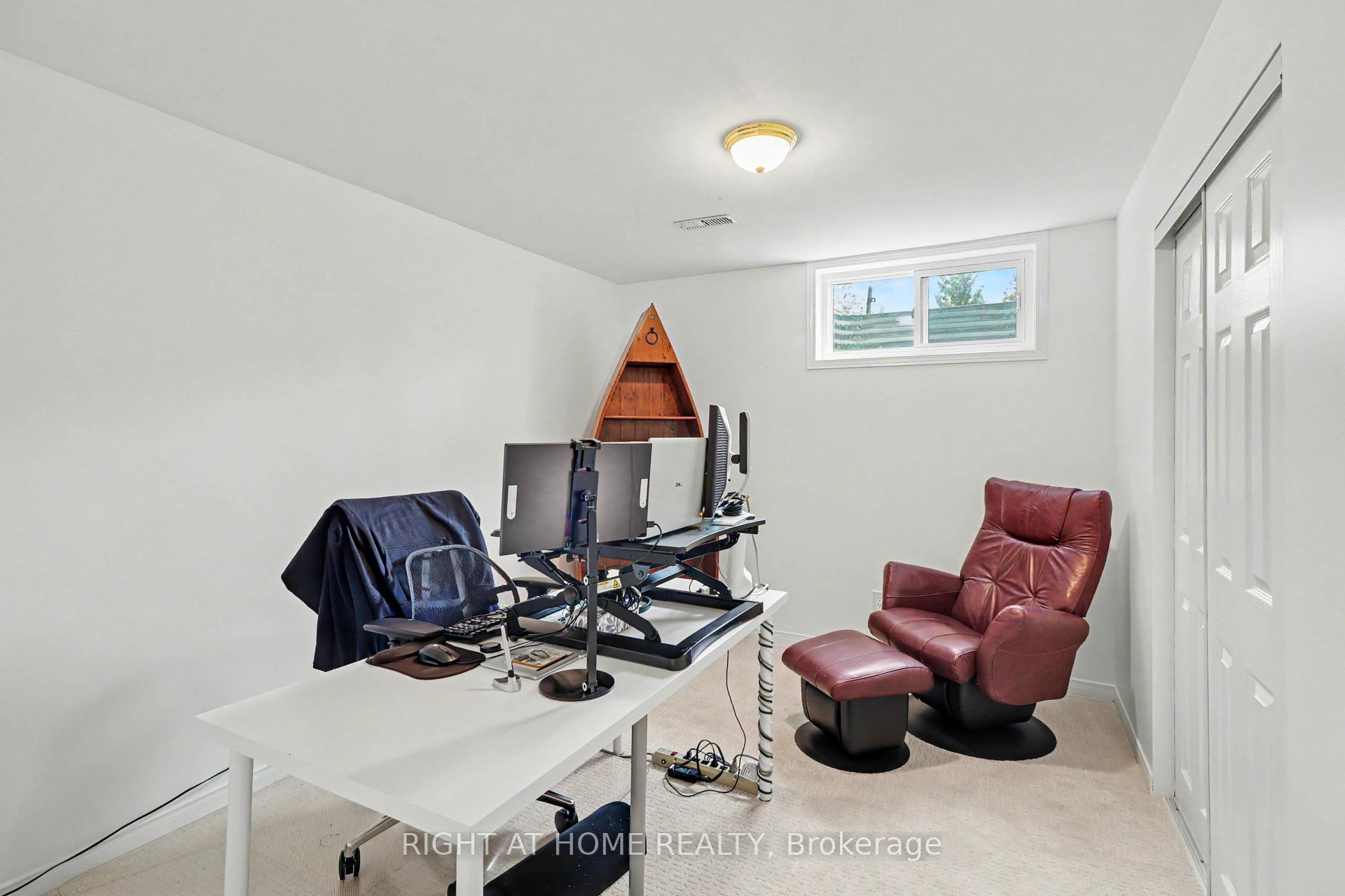 Photo 31 of 1250 Loeper Street, Ottawa, Navan — HOMEH