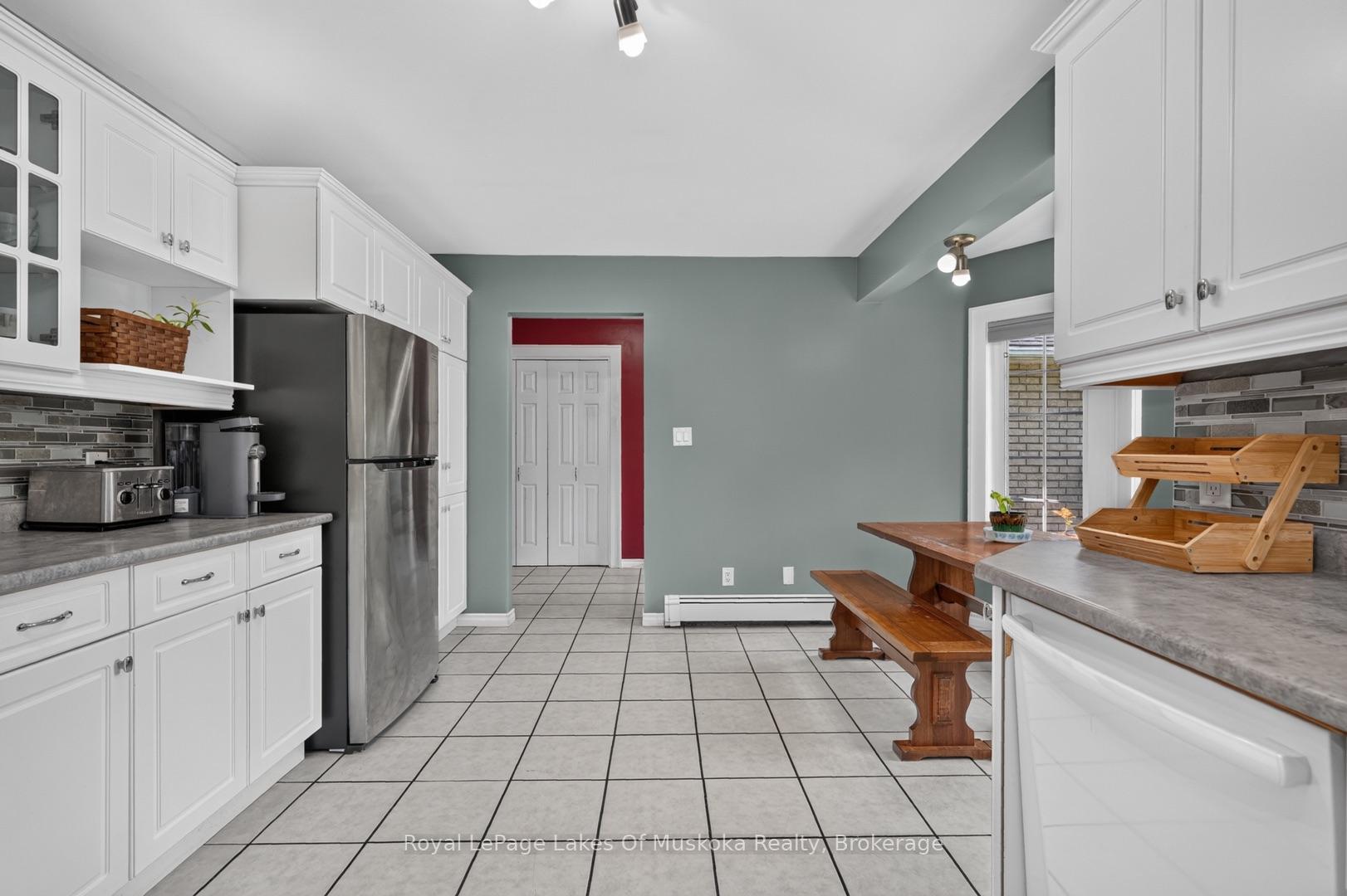 Photo 53 of 140 Simpson Street, Burk's Falls — HOMEH