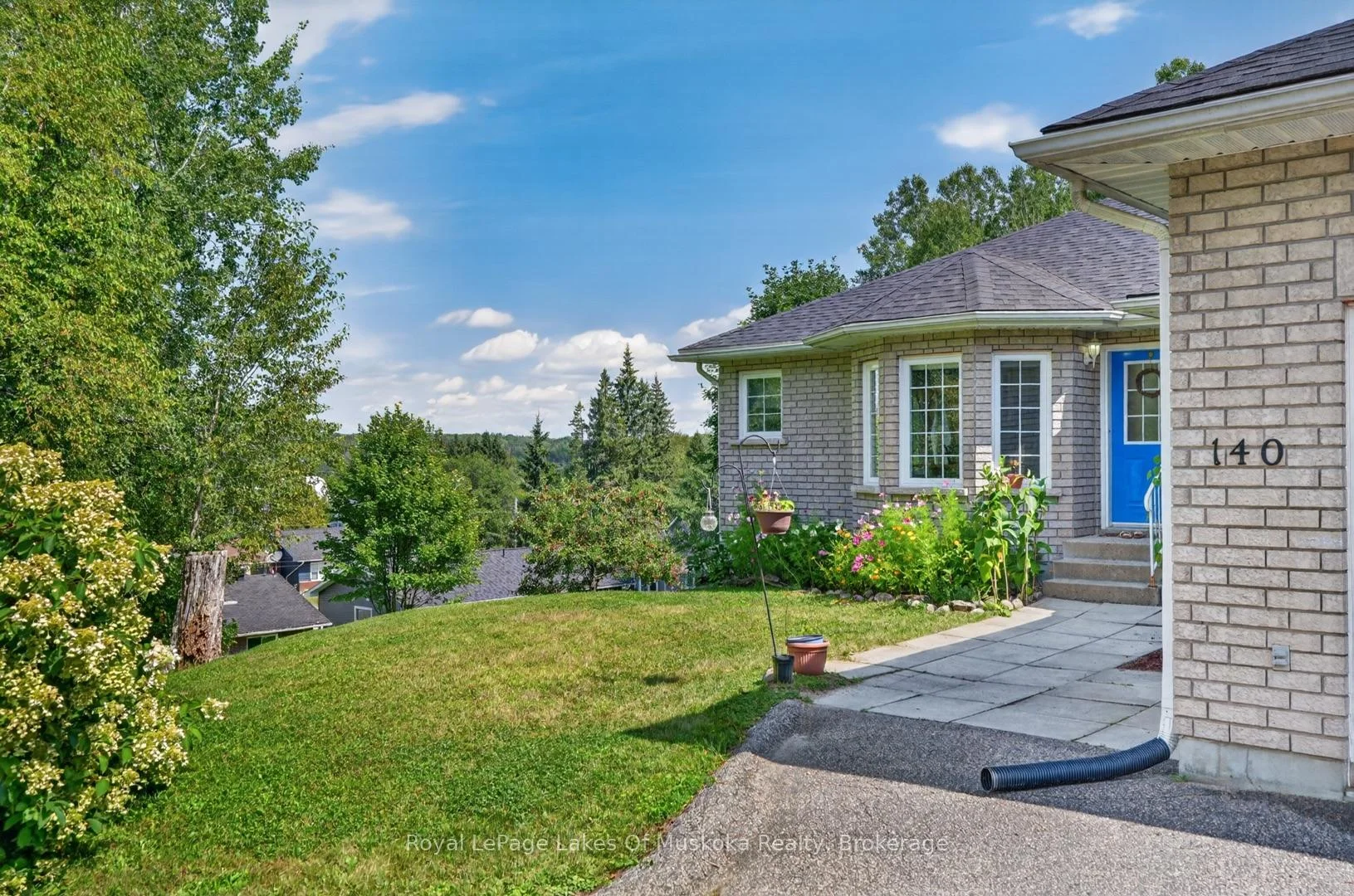 Photo 16 of 140 Simpson Street, Burk's Falls — HOMEH