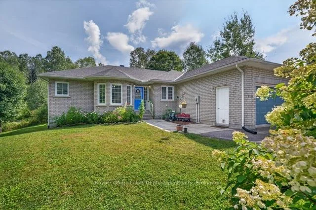 Photo 82 of 140 Simpson Street, Burk's Falls — HOMEH
