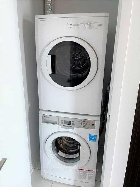 Photo 9 of Unit 2904, 125 redpath Avenue, Toronto, Mount Pleasant West — HOMEH