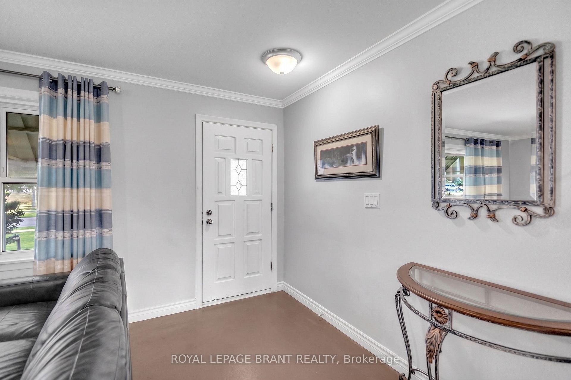 Photo 4 of 7 Willowdale Street, Brant, Brantford Twp — HOMEH