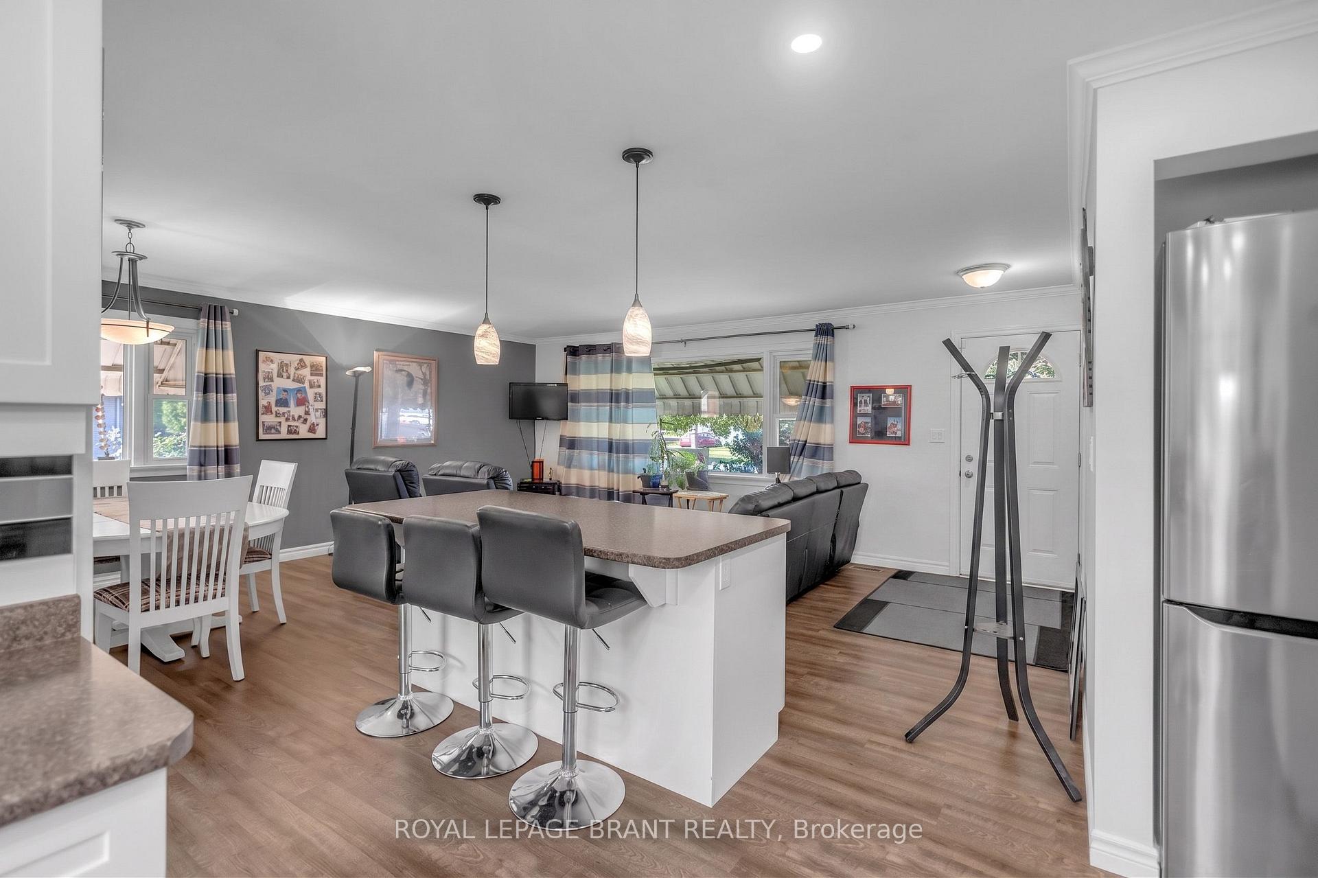 Photo 10 of 7 Willowdale Street, Brant, Brantford Twp — HOMEH