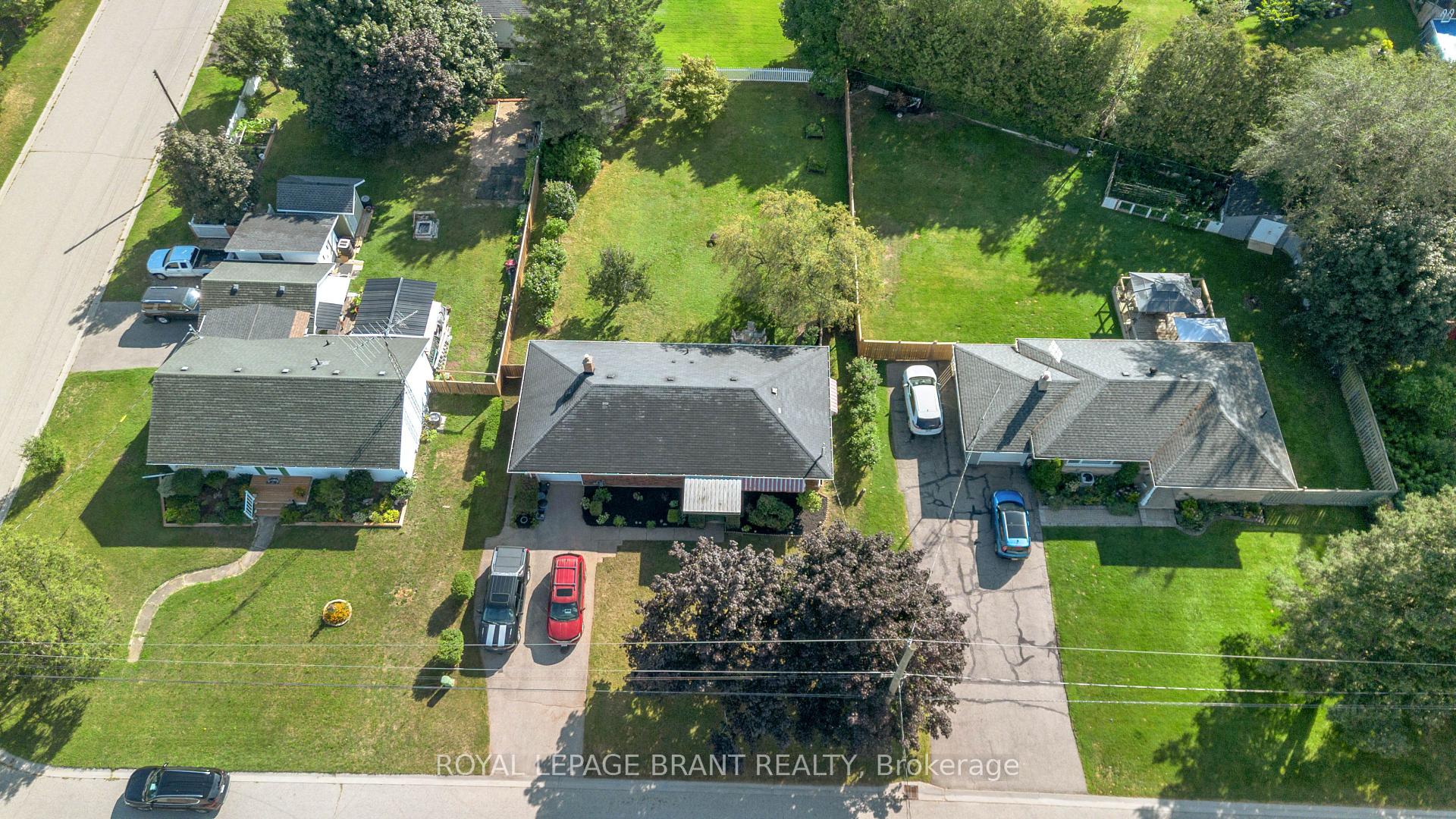 Photo 34 of 7 Willowdale Street, Brant, Brantford Twp — HOMEH