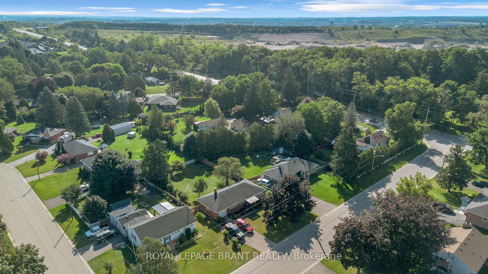 Photo 37 of 7 Willowdale Street, Brant, Brantford Twp — HOMEH