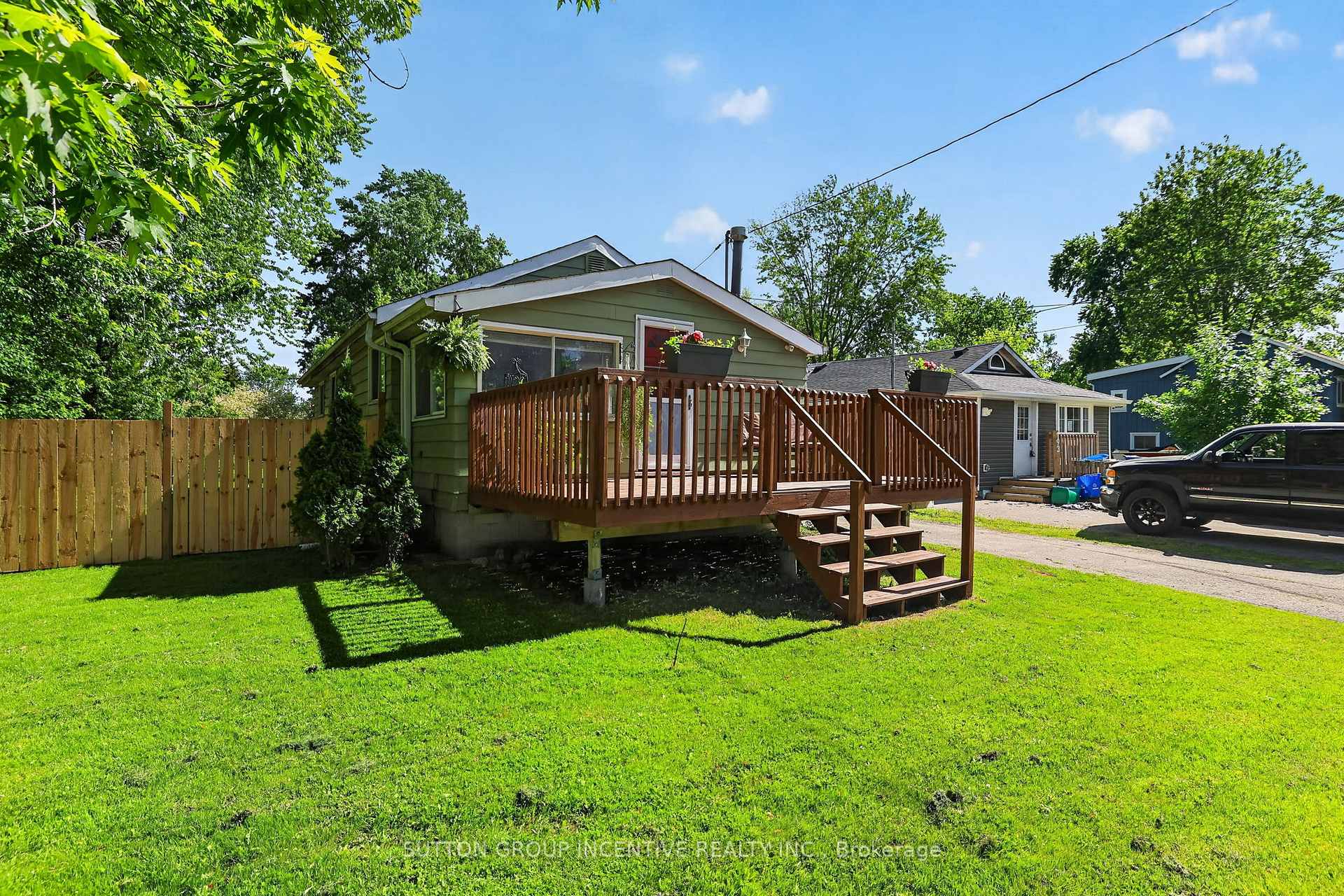 Photo 1 of 191 Ways Bay Drive, Georgina, Keswick North — HOMEH