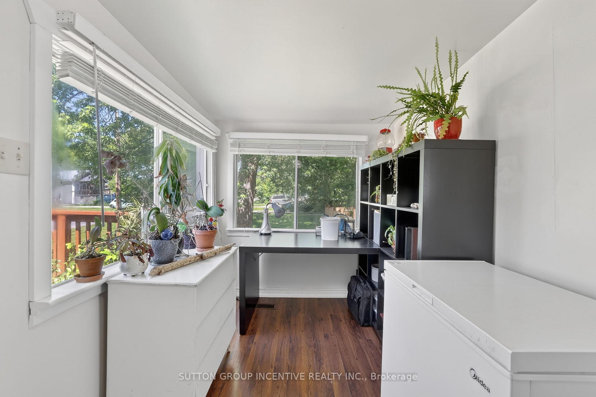 Photo 9 of 191 Ways Bay Drive, Georgina, Keswick North — HOMEH