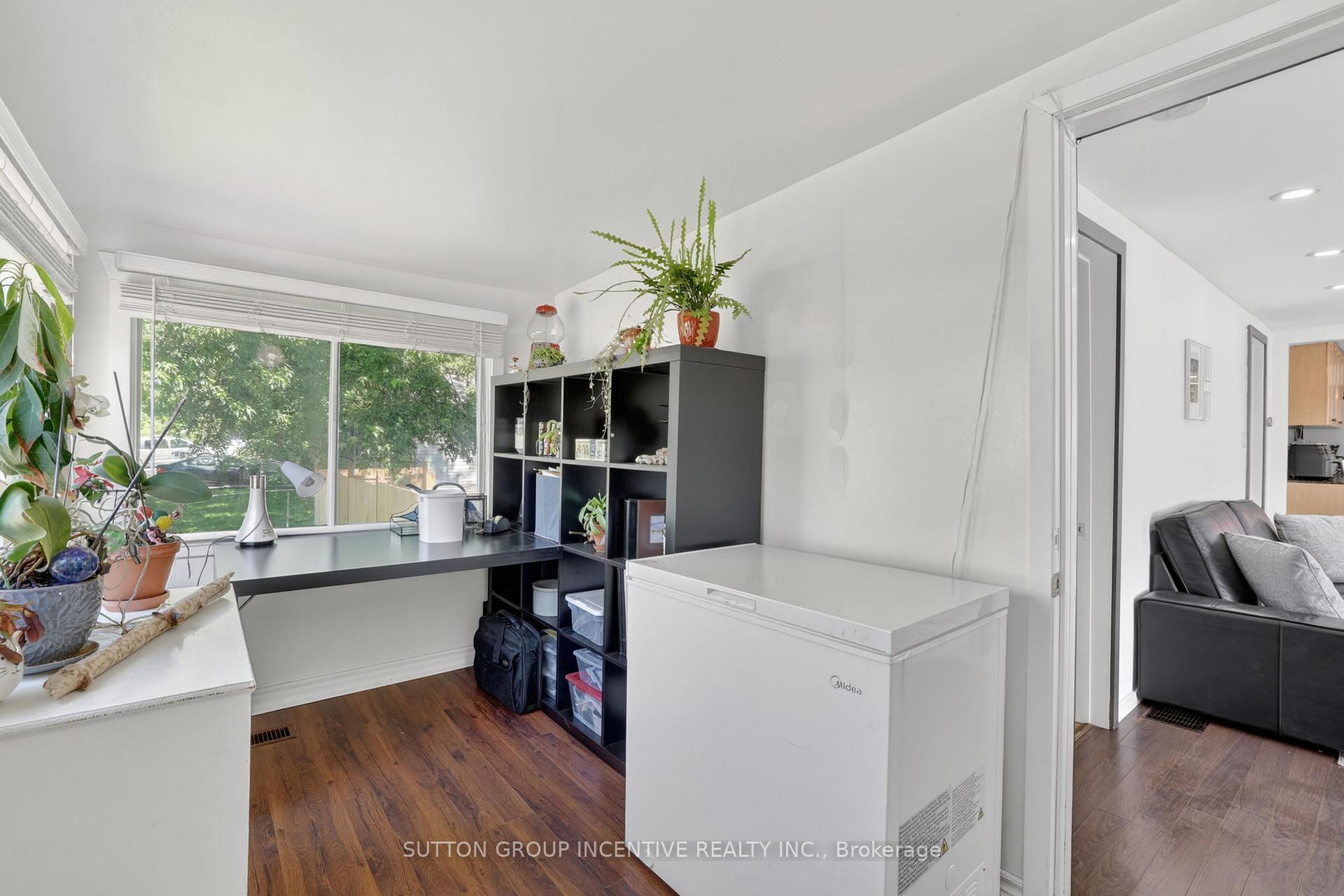 Photo 10 of 191 Ways Bay Drive, Georgina, Keswick North — HOMEH