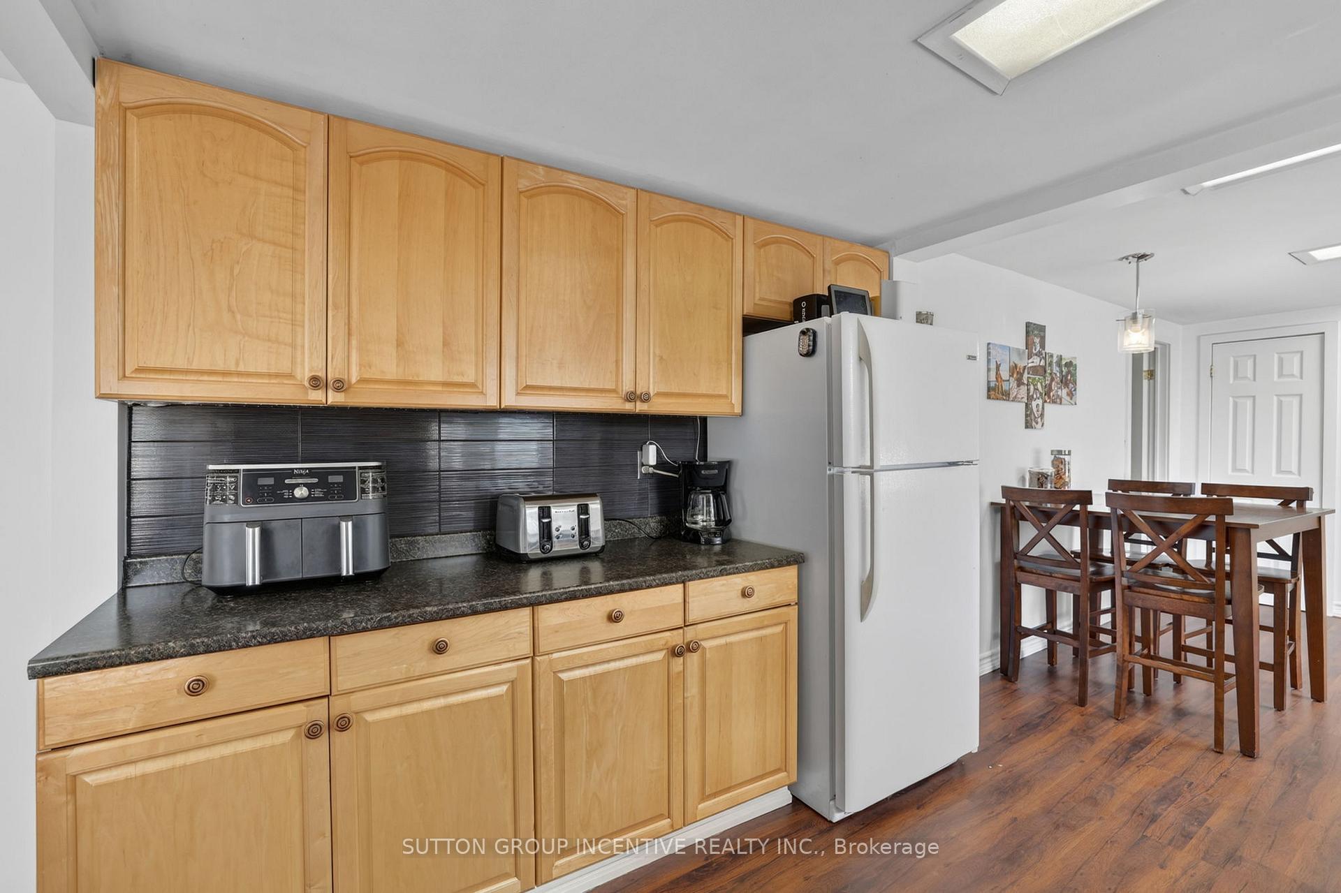 Photo 15 of 191 Ways Bay Drive, Georgina, Keswick North — HOMEH