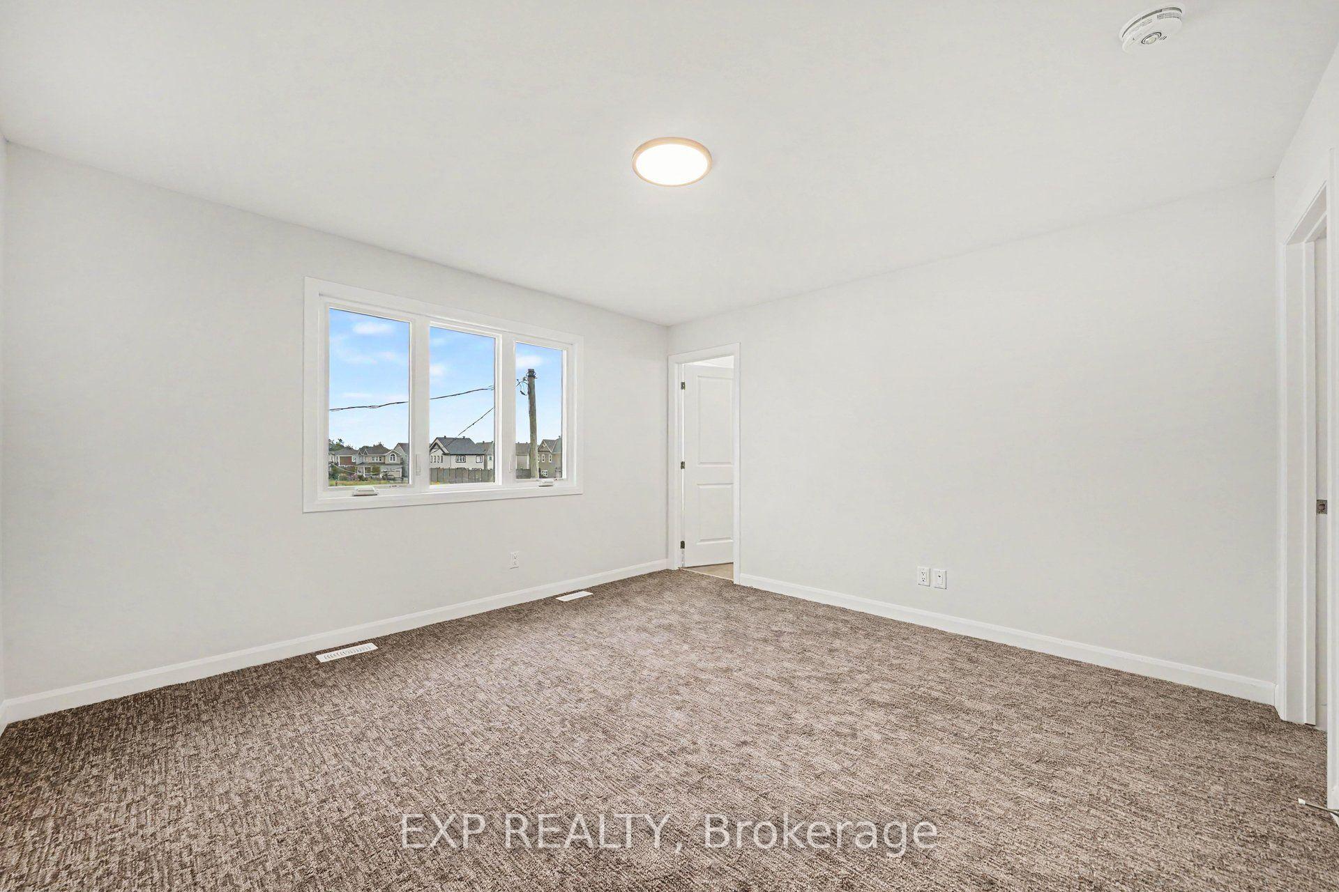 Photo 14 of 650 Moonglade Crescent, Ottawa, Barrhaven - Half Moon Bay — HOMEH