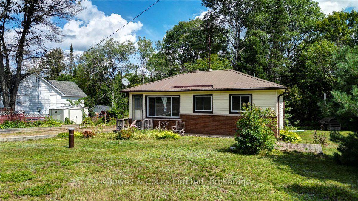 Photo 4 of 2146 Loop Road, Highlands East, Monmouth — HOMEH