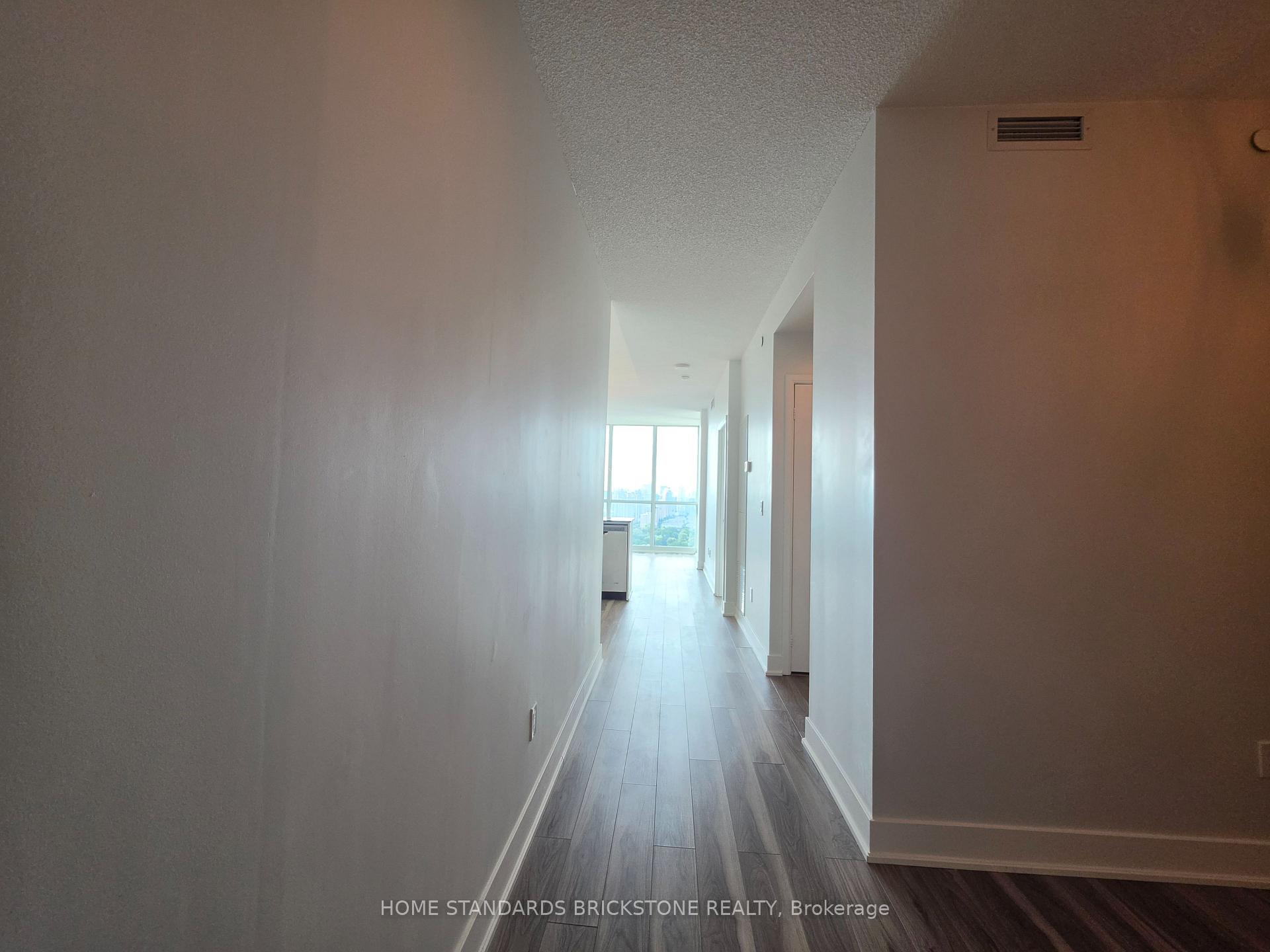 Photo 3 of Unit 3508, 88 Sheppard Avenue E, North York, Willowdale East — HOMEH